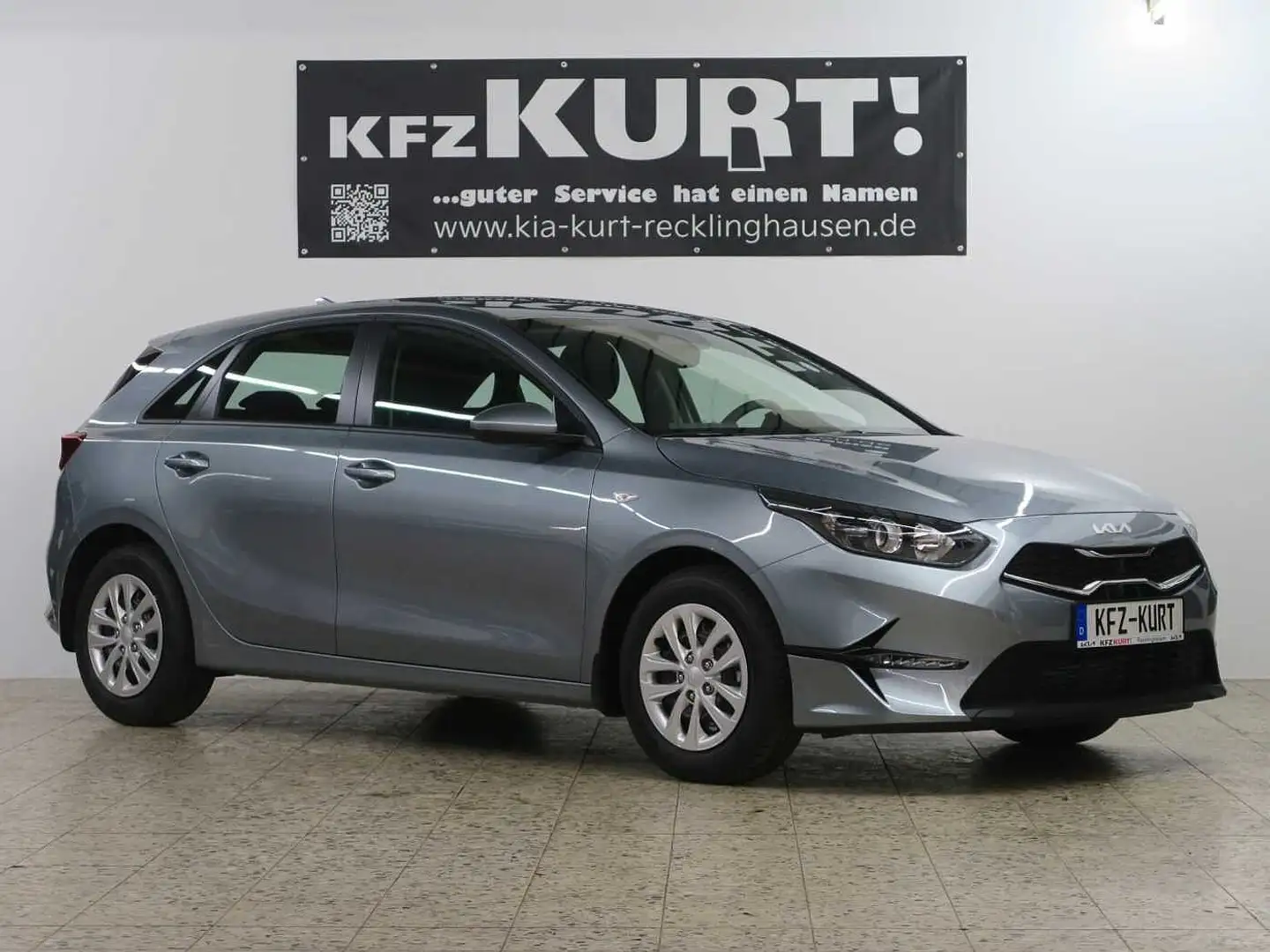 Kia Ceed / cee'd 1.5 T-GDI ISG DCT7 Vision! NAVI! Silber - 1