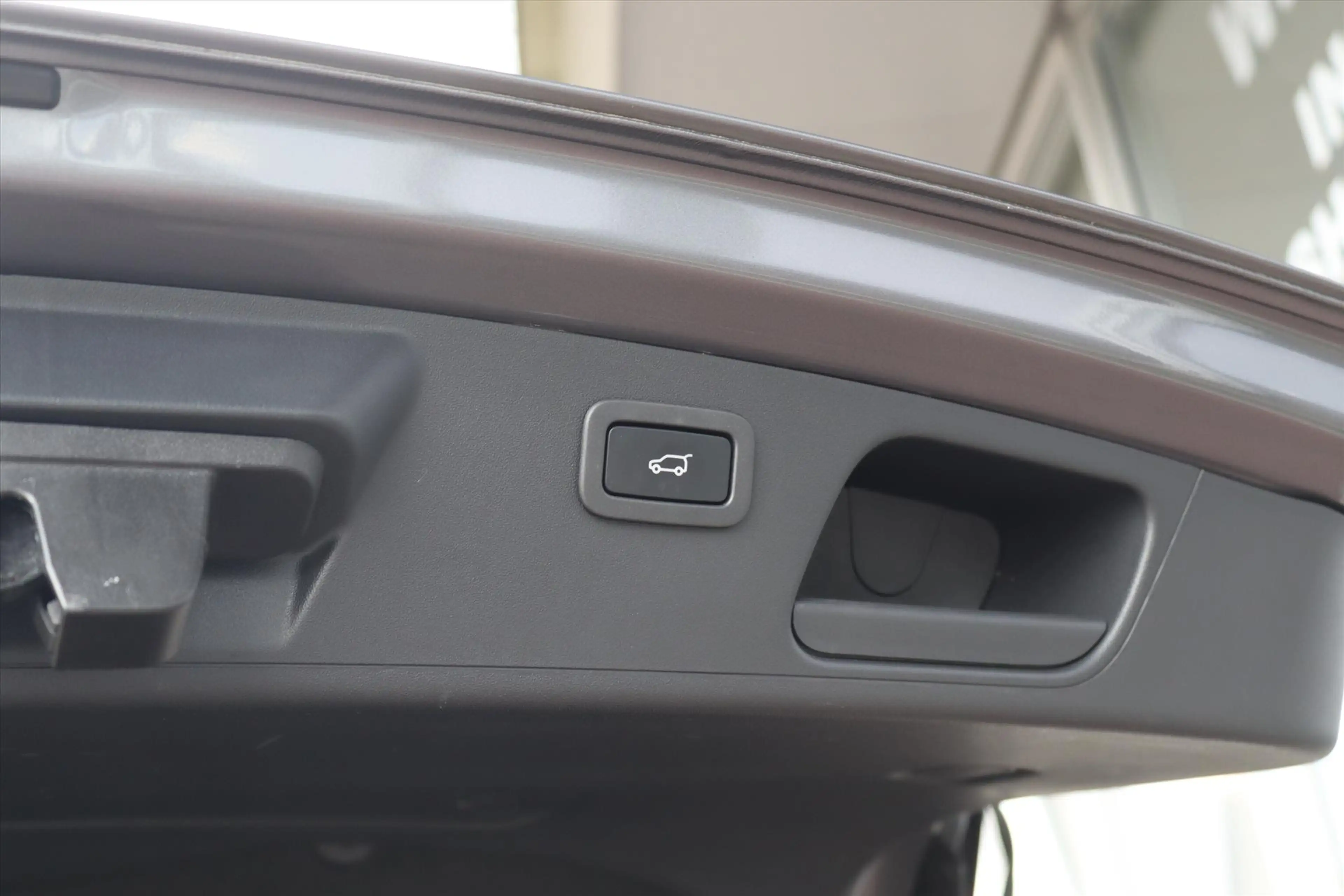 Jaguar E-Pace 1.5 P300e 309PK AWD R-DYNAMIC SE Panodak | HiFi | — photo 50