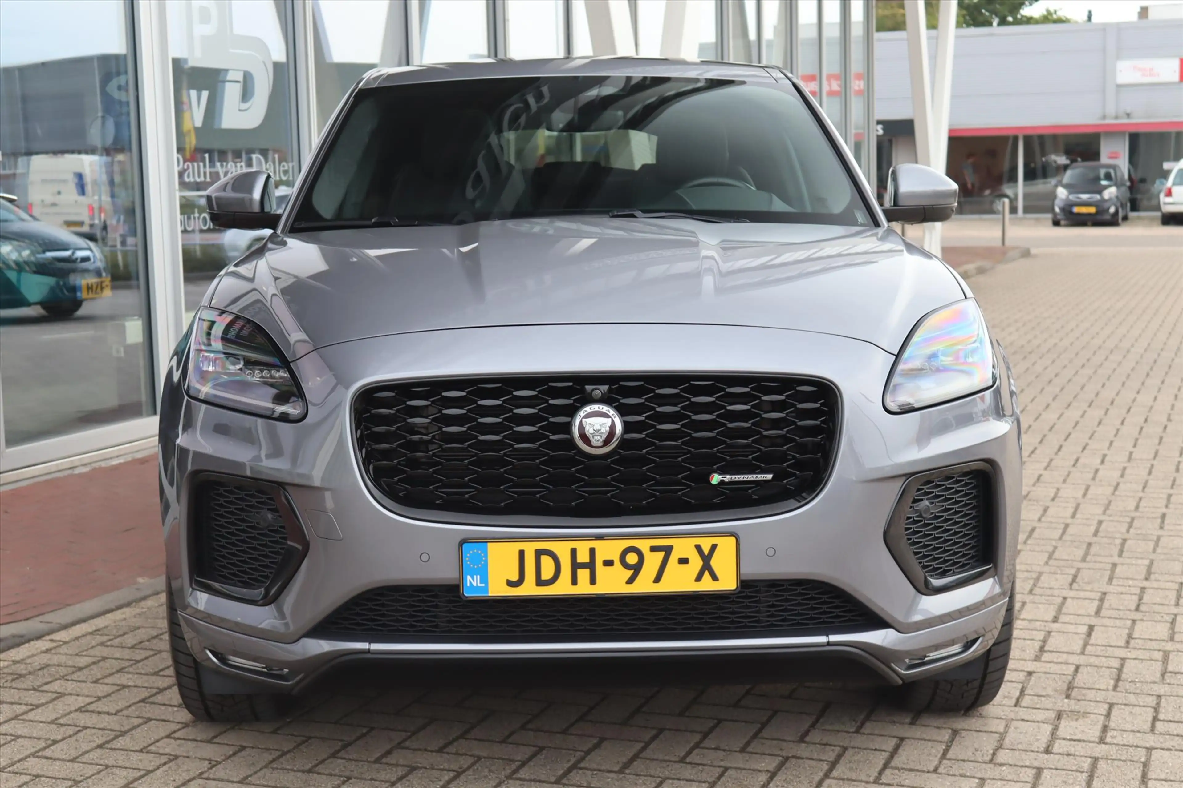 Jaguar E-Pace 1.5 P300e 309PK AWD R-DYNAMIC SE Panodak | HiFi | — photo 44