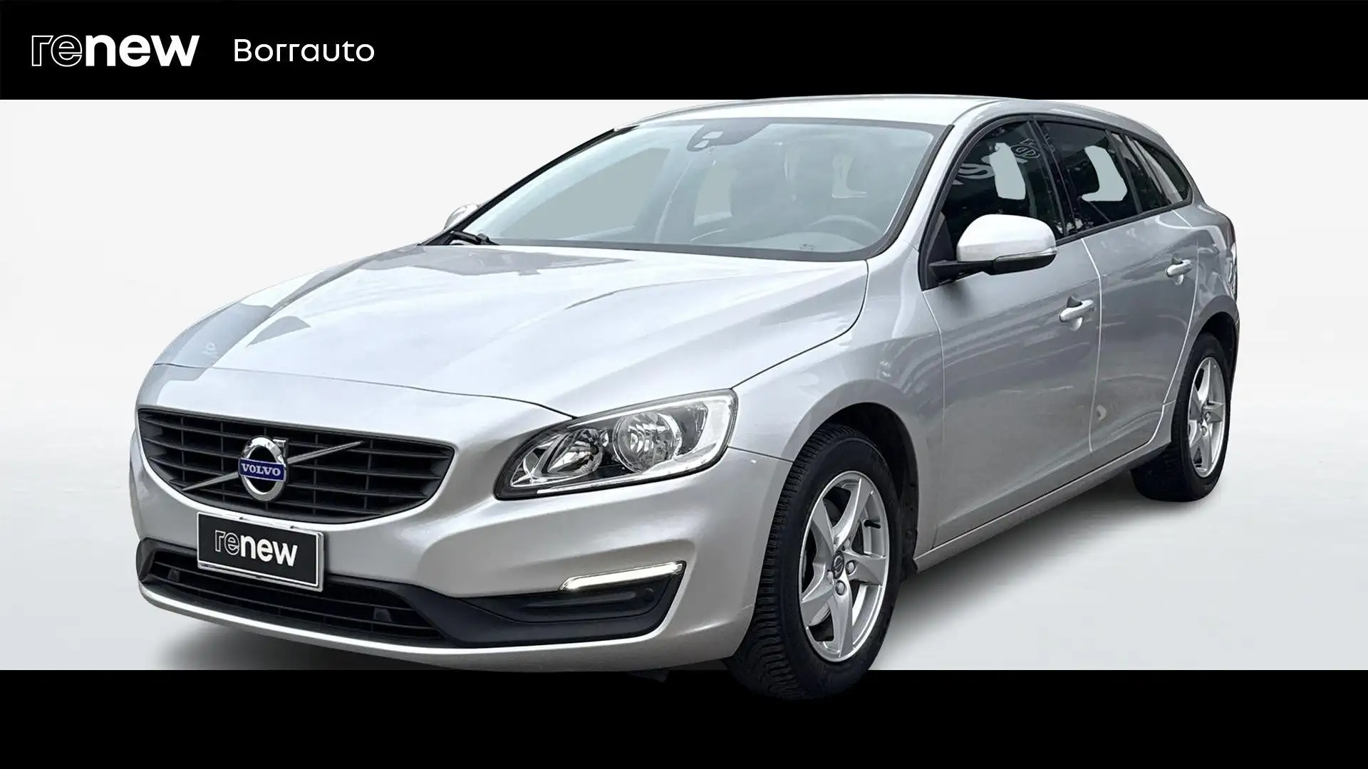 Volvo V60 I 2014 2.0 D3 Momentum Geartronic Grau - 1