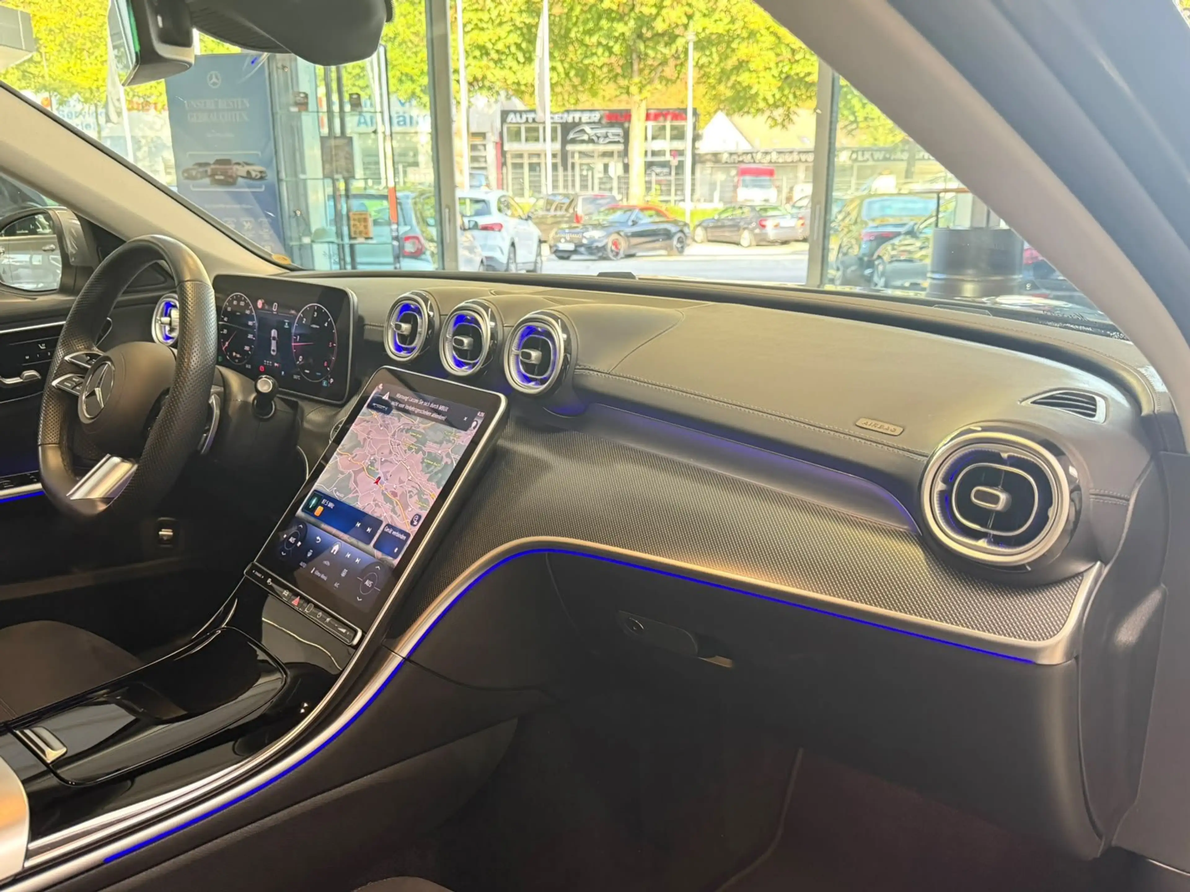 Mercedes-Benz C 220 d AMG MEMORY+KAMERA+LED+TOTW+CARPLAY+DAB — photo 9
