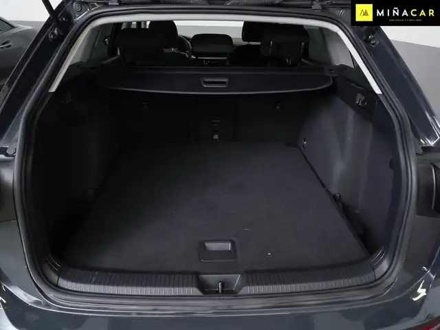Volkswagen Golf view 30