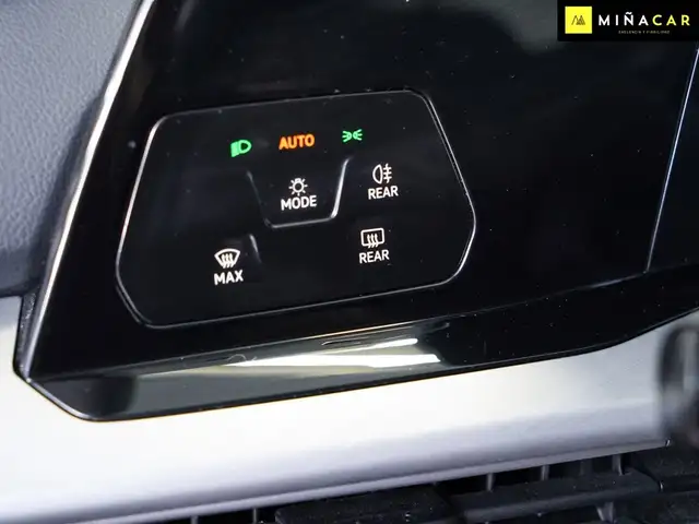 Volkswagen Golf view 22
