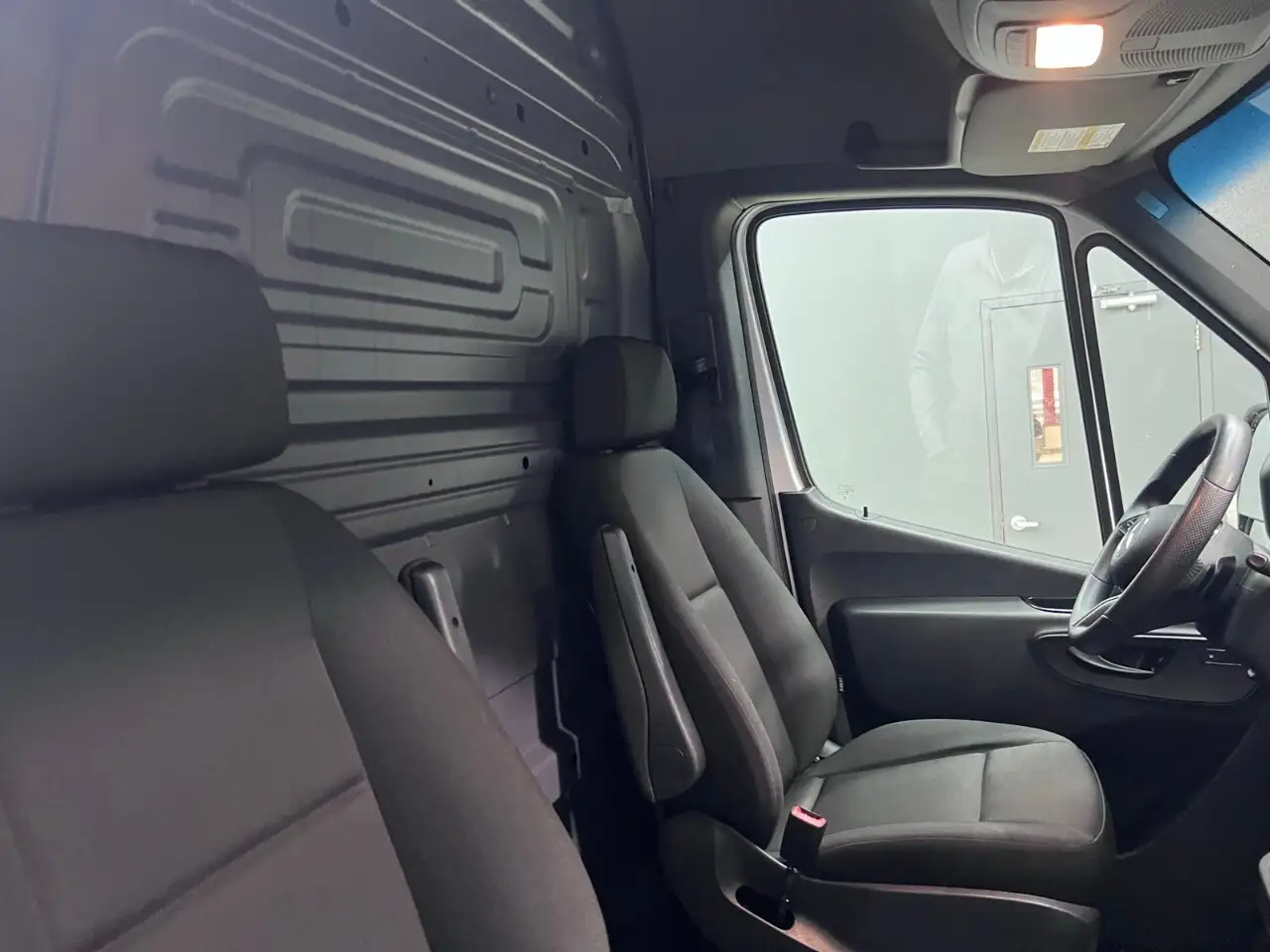 Mercedes-Benz Sprinter снимка Mercedes-Benz Sprinter