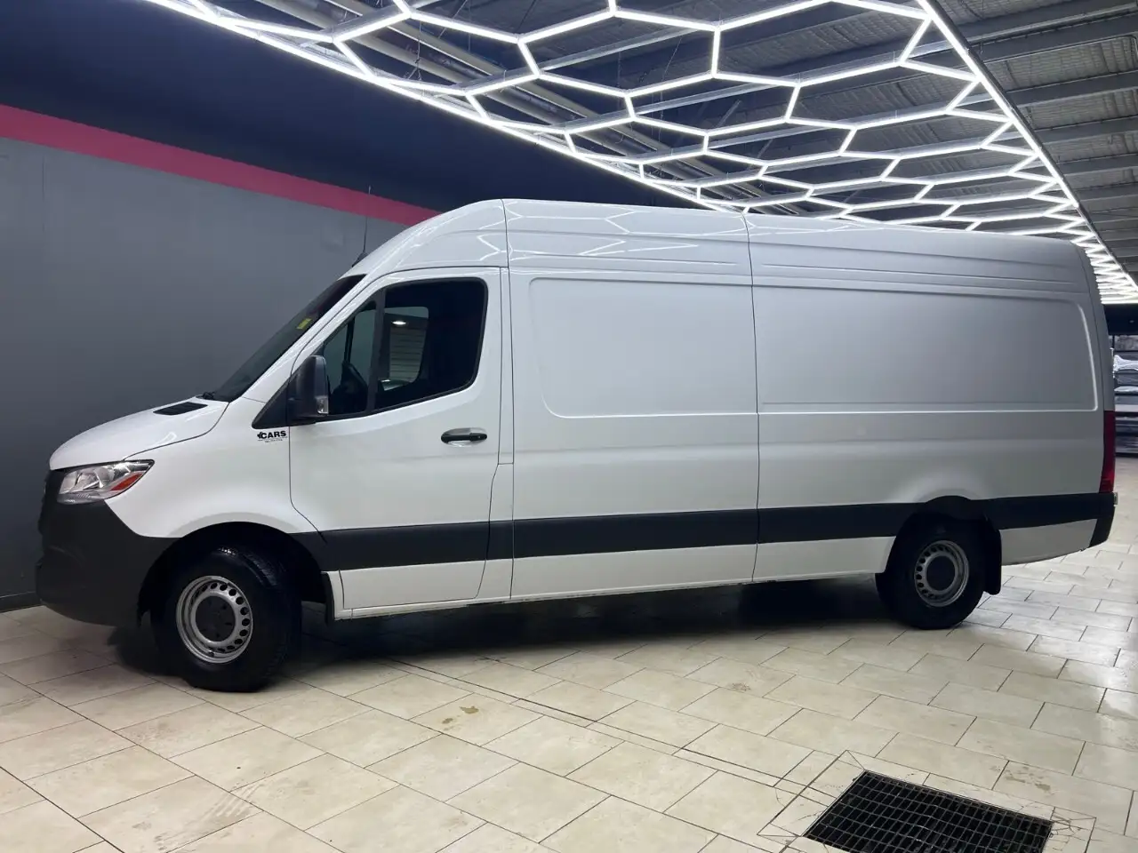 Mercedes-Benz Sprinter снимка Mercedes-Benz Sprinter