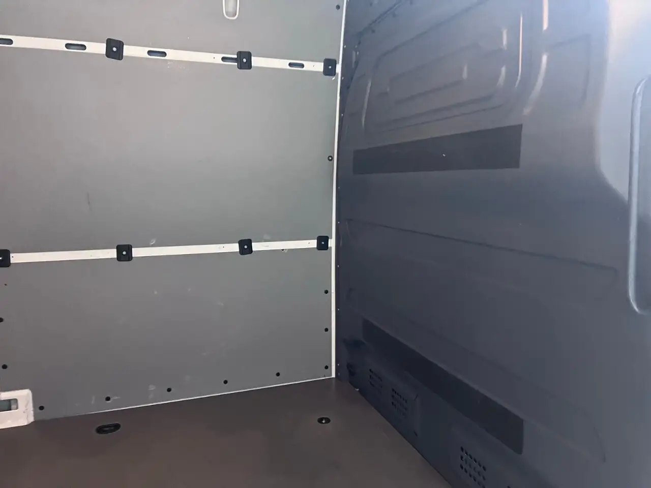 Mercedes-Benz Sprinter снимка Mercedes-Benz Sprinter