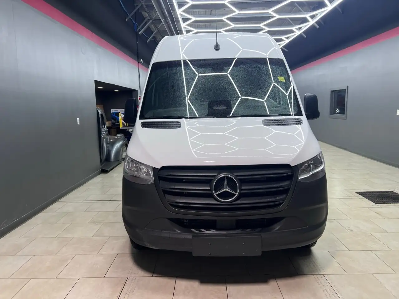 Mercedes-Benz Sprinter снимка Mercedes-Benz Sprinter
