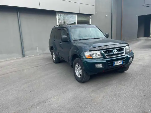 Mitsubishi Pajero 2.5 TDI 5p. GLS1