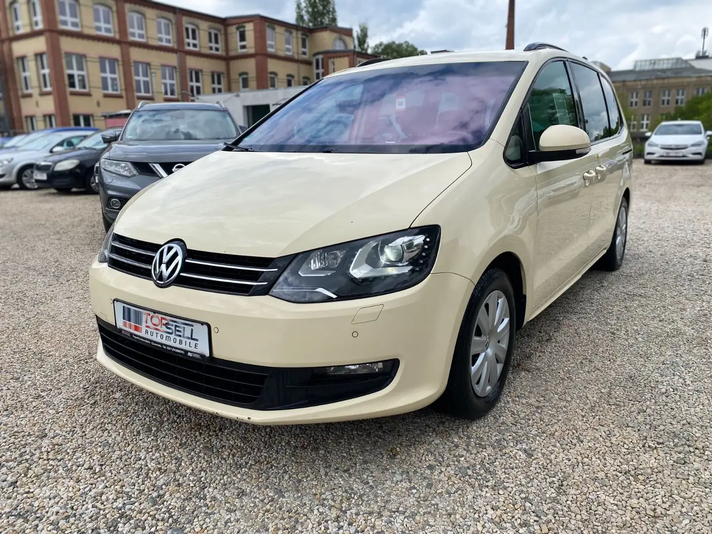 Volkswagen Sharan 2.0 TDI BlueMotion Tech Trendline 1.Hand Beige - 2