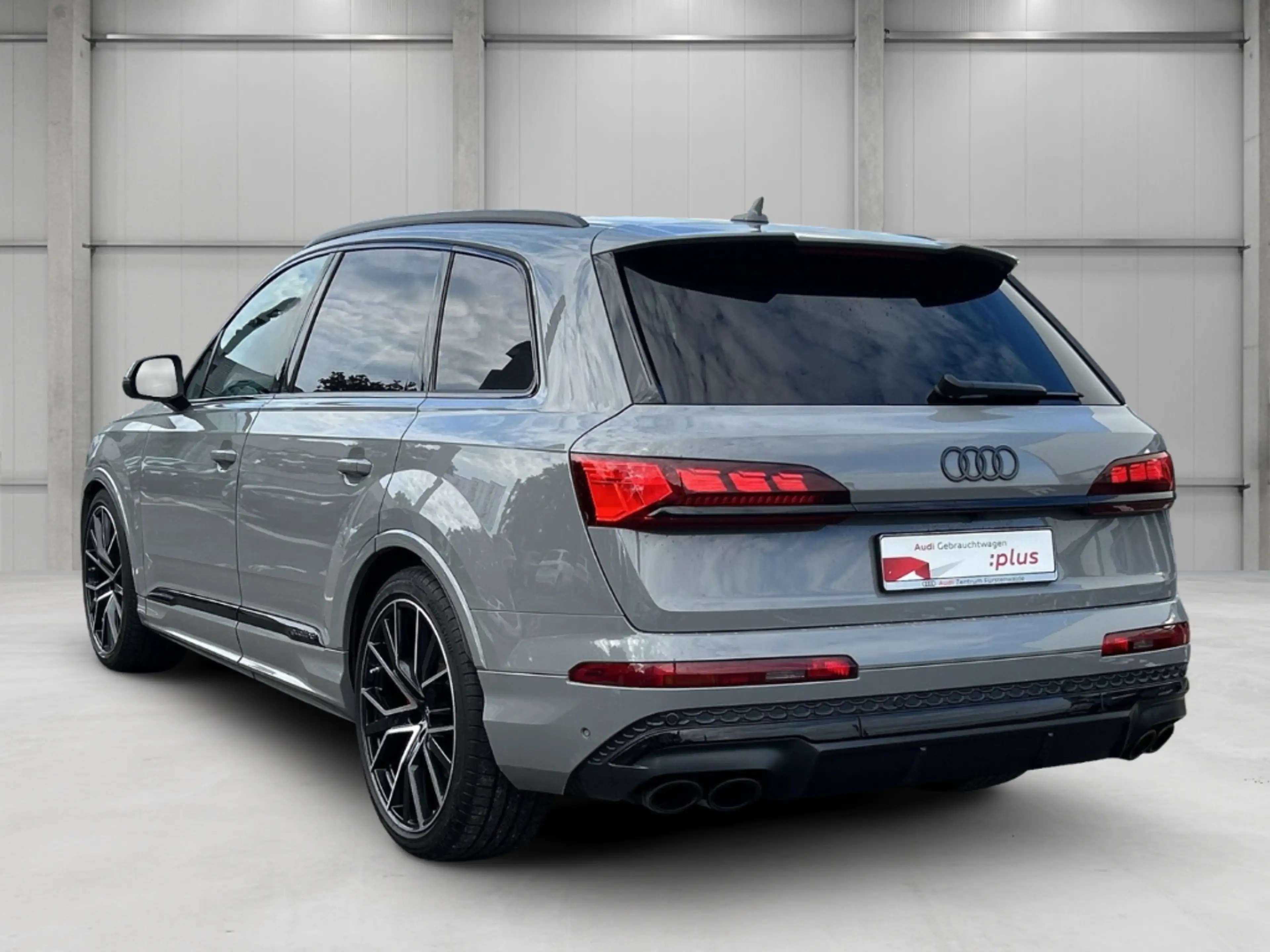 Audi SQ7 4.0 TFSI quattro tiptronic 7-Sitzer Sportpaket Luf — photo 3