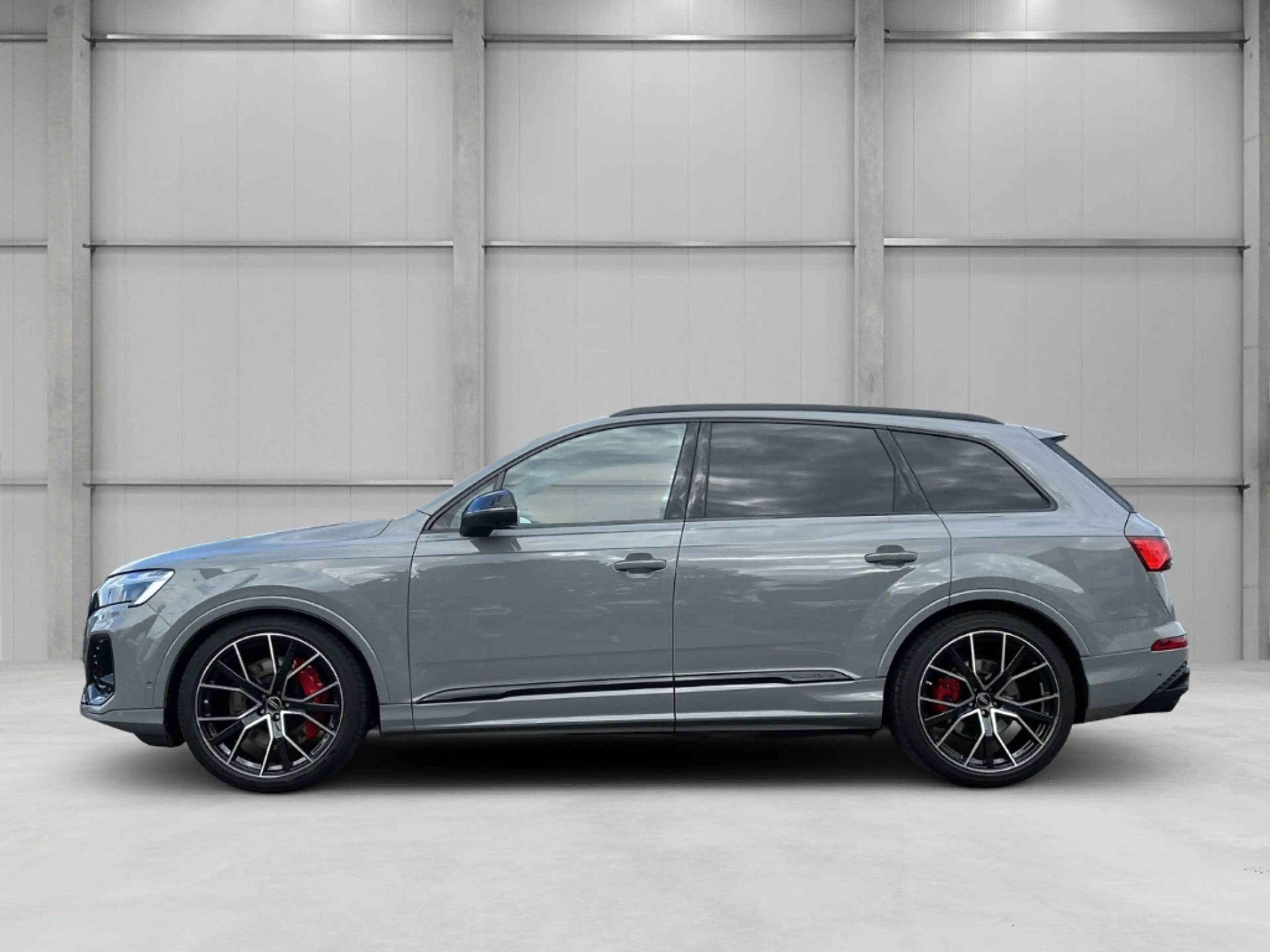 Audi SQ7 4.0 TFSI quattro tiptronic 7-Sitzer Sportpaket Luf — photo 2