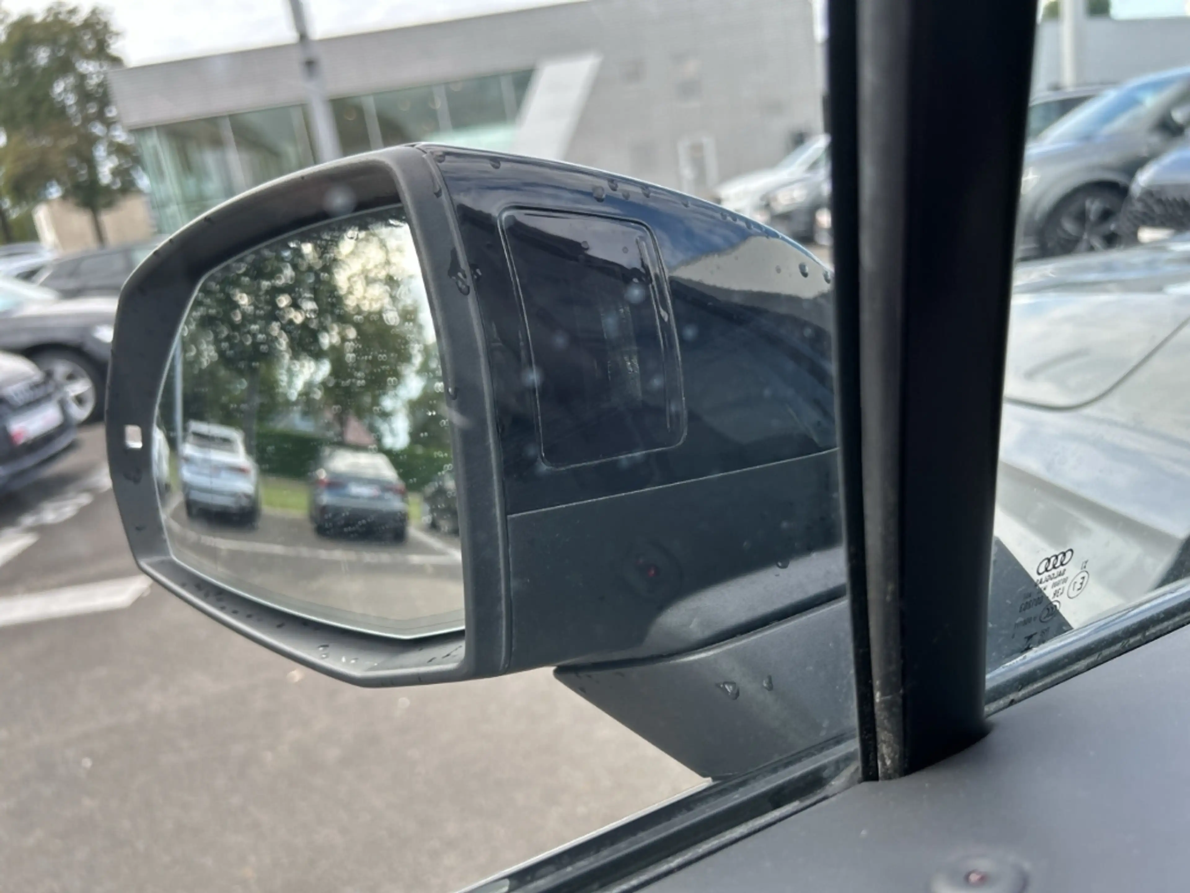 Audi SQ7 4.0 TFSI quattro tiptronic 7-Sitzer Sportpaket Luf — photo 22