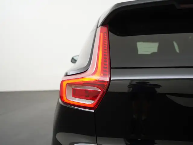 Volvo XC40 view 24