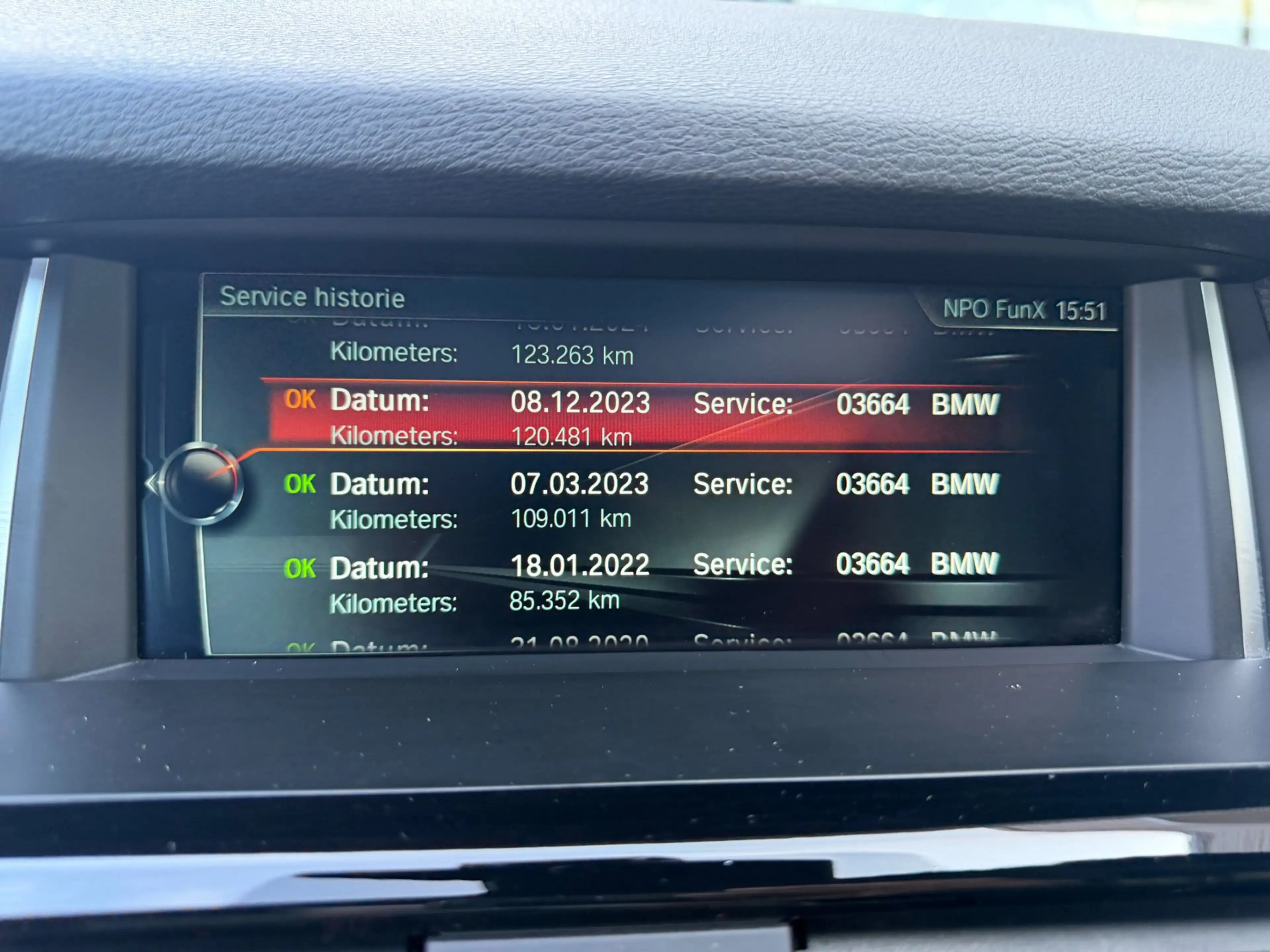 BMW X4 XDrive20i High Executive M Sport Edition, Trekhaak — photo 28
