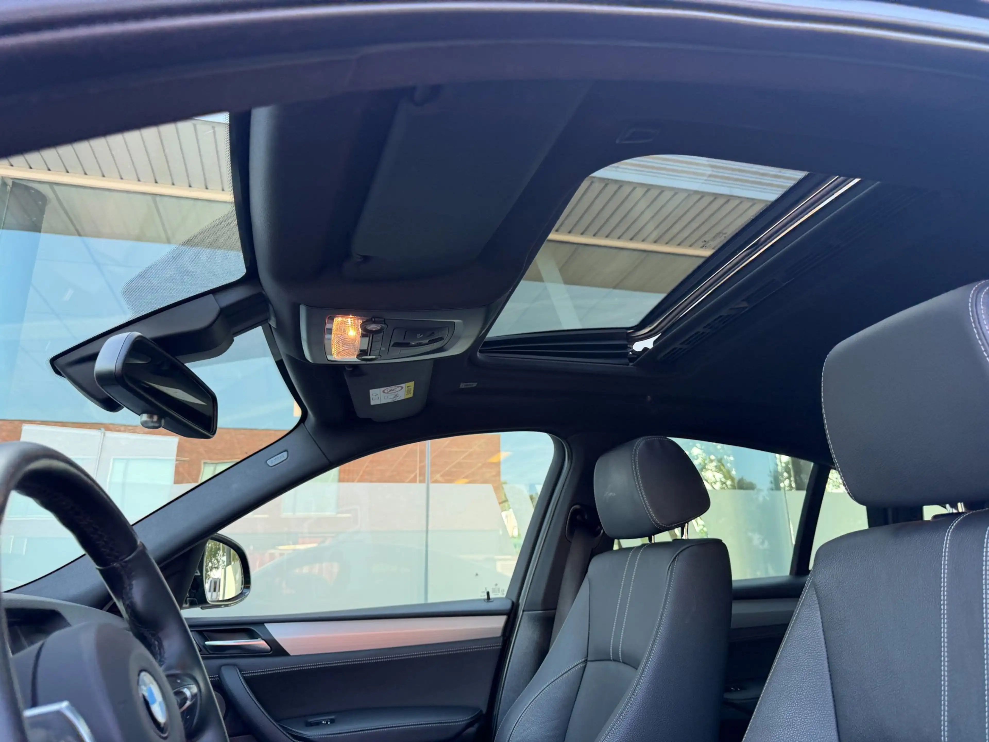BMW X4 XDrive20i High Executive M Sport Edition, Trekhaak — photo 9