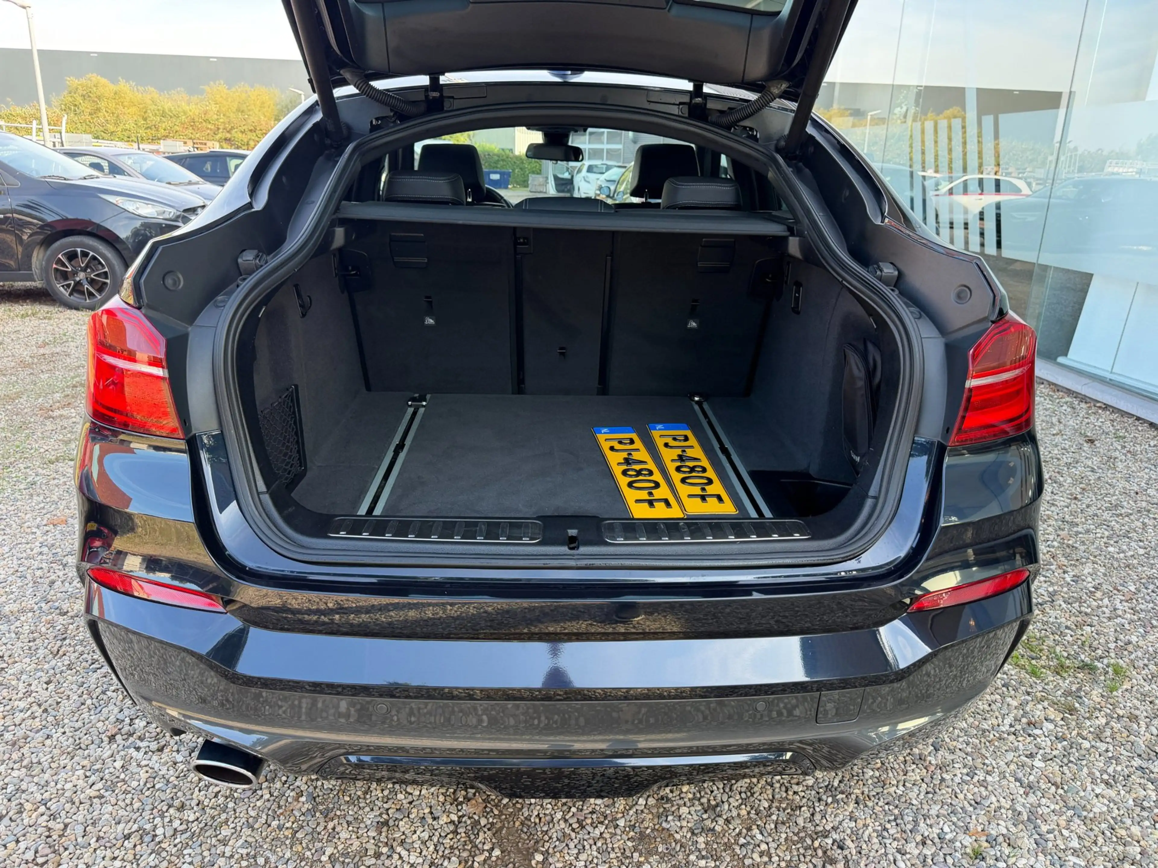 BMW X4 XDrive20i High Executive M Sport Edition, Trekhaak — photo 31