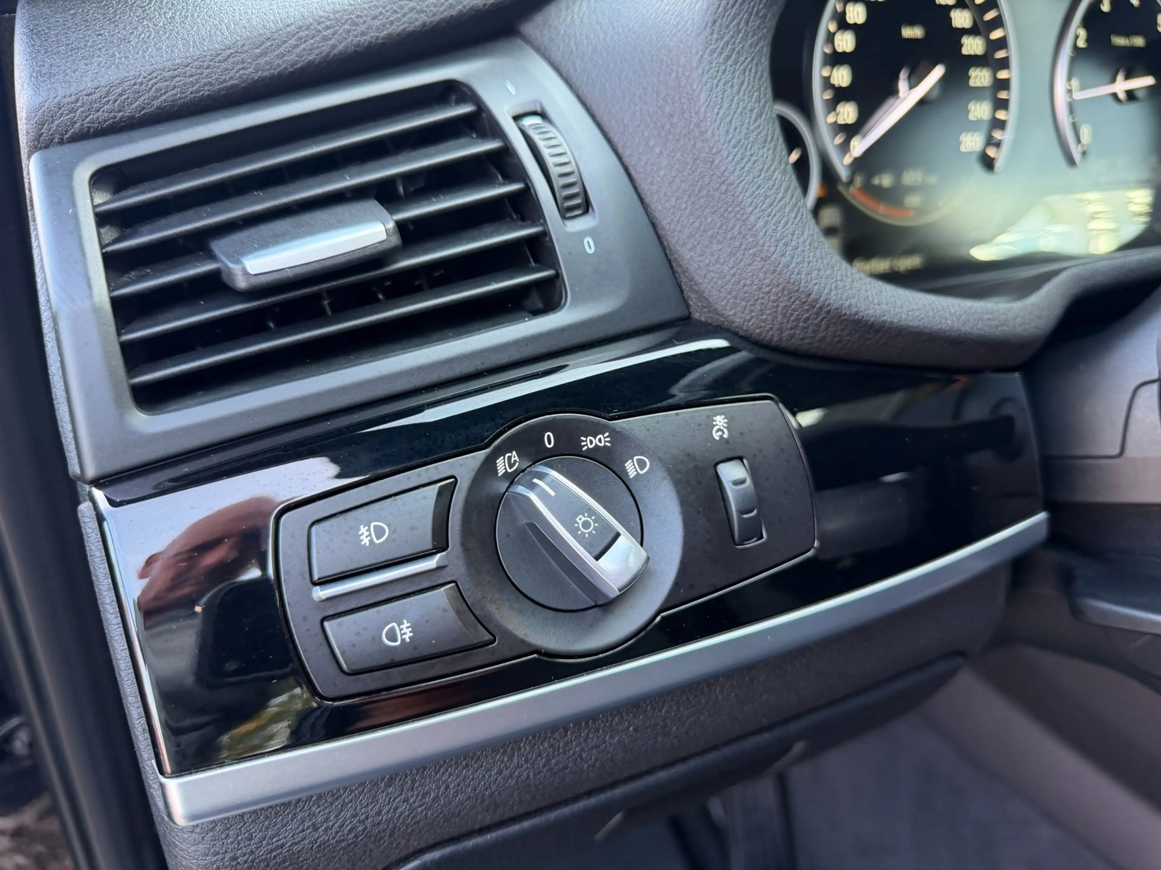 BMW X4 XDrive20i High Executive M Sport Edition, Trekhaak — photo 18