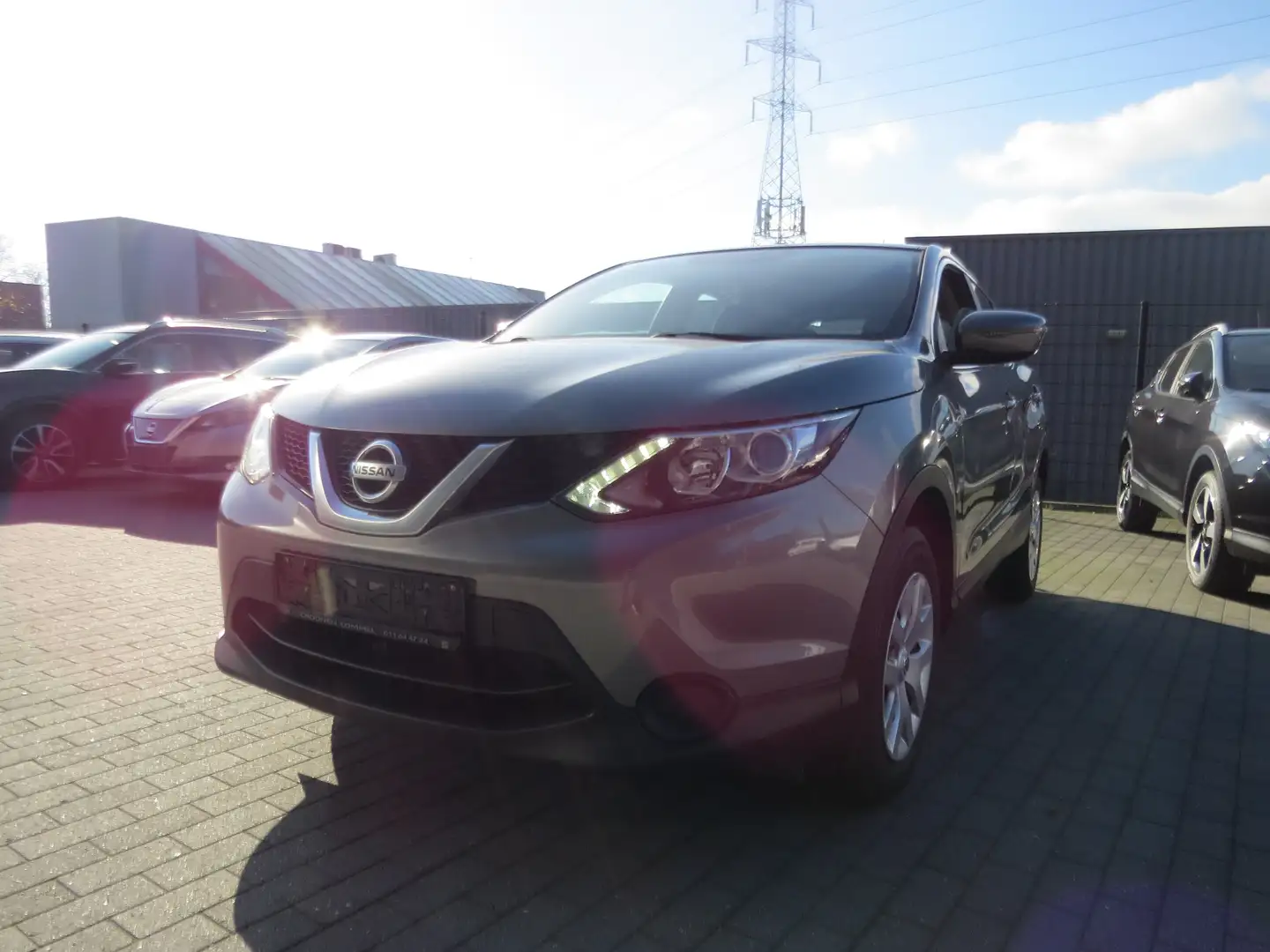 Nissan Qashqai Qashqai 1.2 DIG-T VISIA Gris - 1