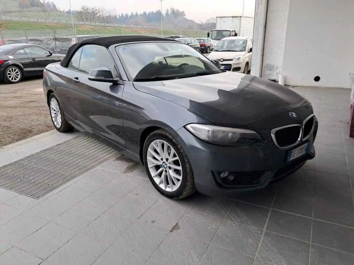 BMW 218 Serie 2 F23 Cabrio Diesel 218d Cabrio Advantage a Grigio - 1