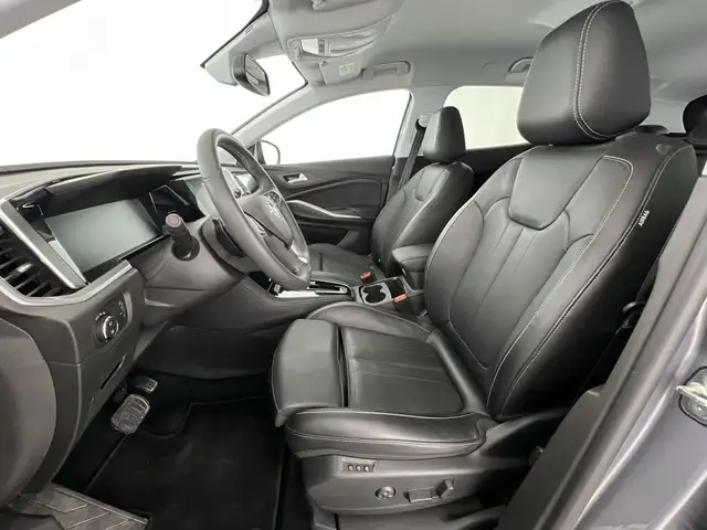 Opel Grandland view 7