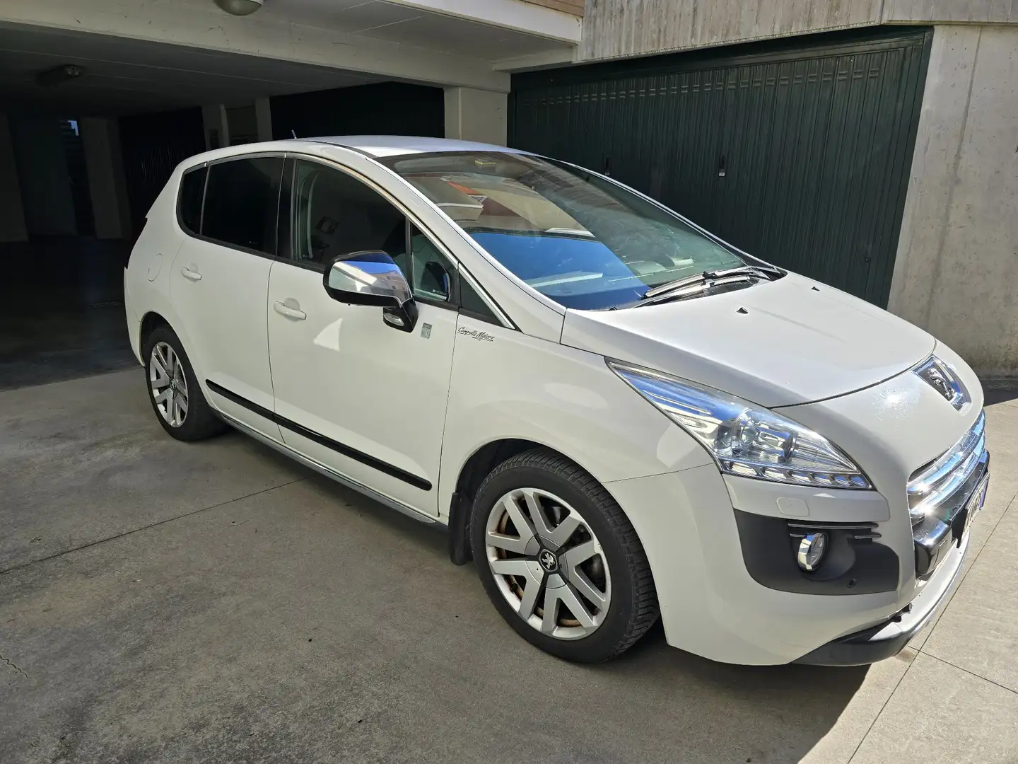 Peugeot 3008 2.0 hdi Hybrid4 Bianco - 1