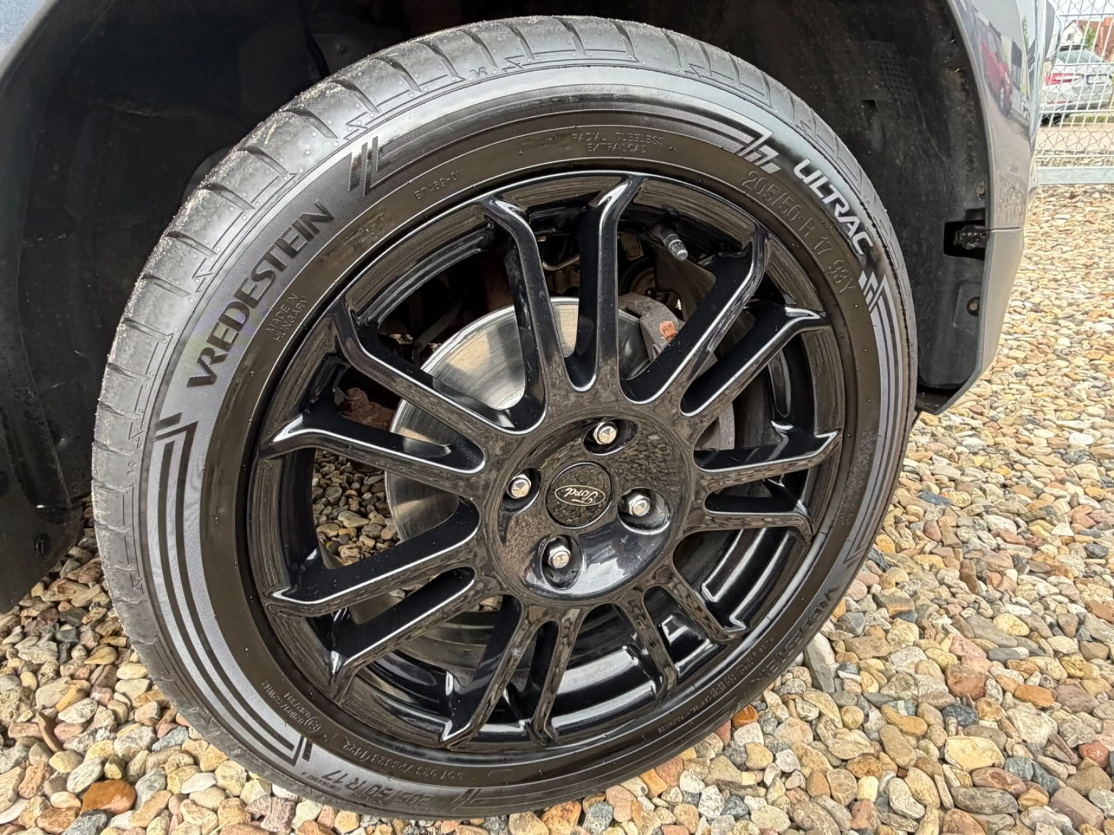 Ford EcoSport 1,0 103kW Titanium *Zahnriemen neu* — photo 14