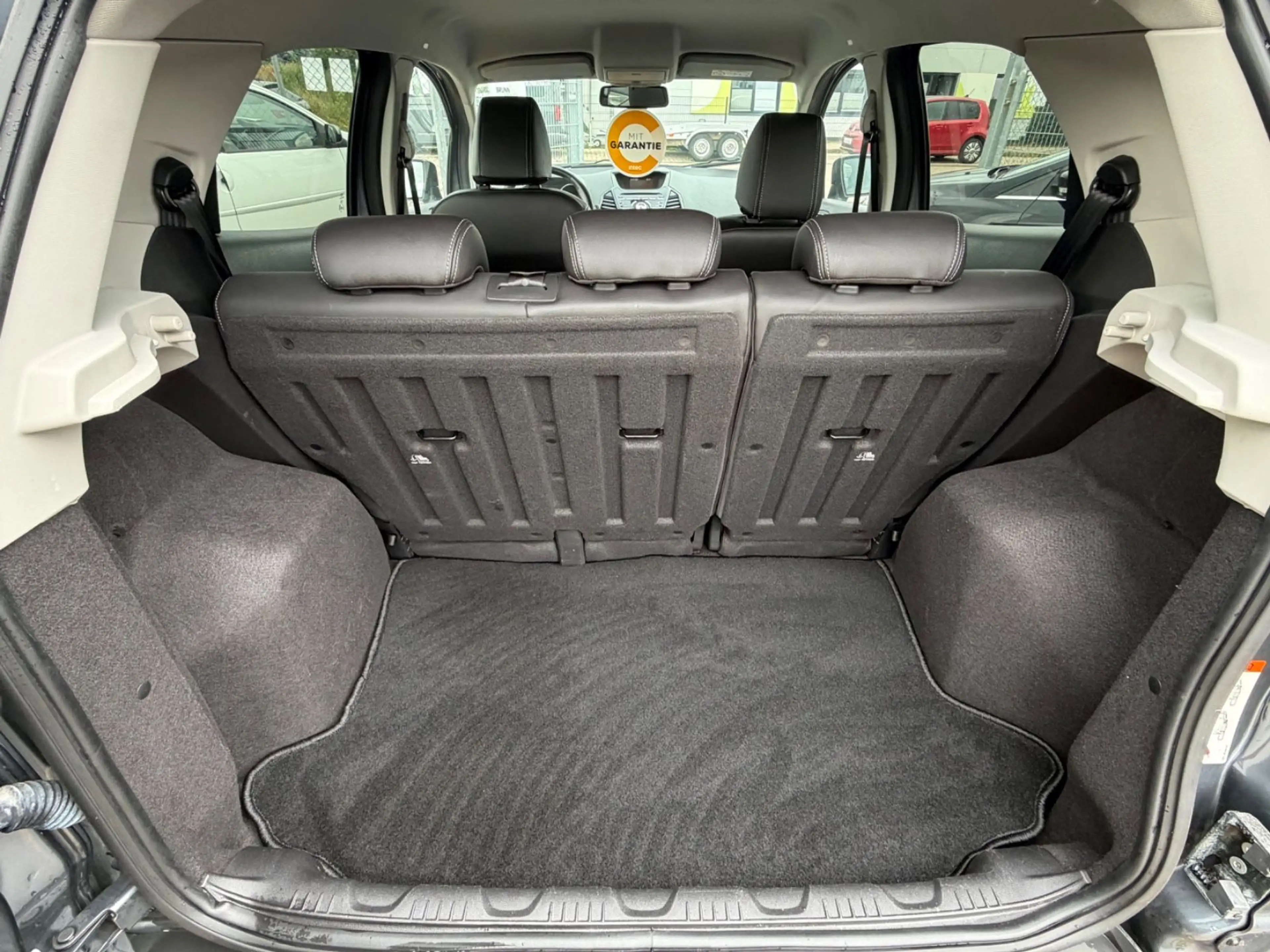 Ford EcoSport 1,0 103kW Titanium *Zahnriemen neu* — photo 12