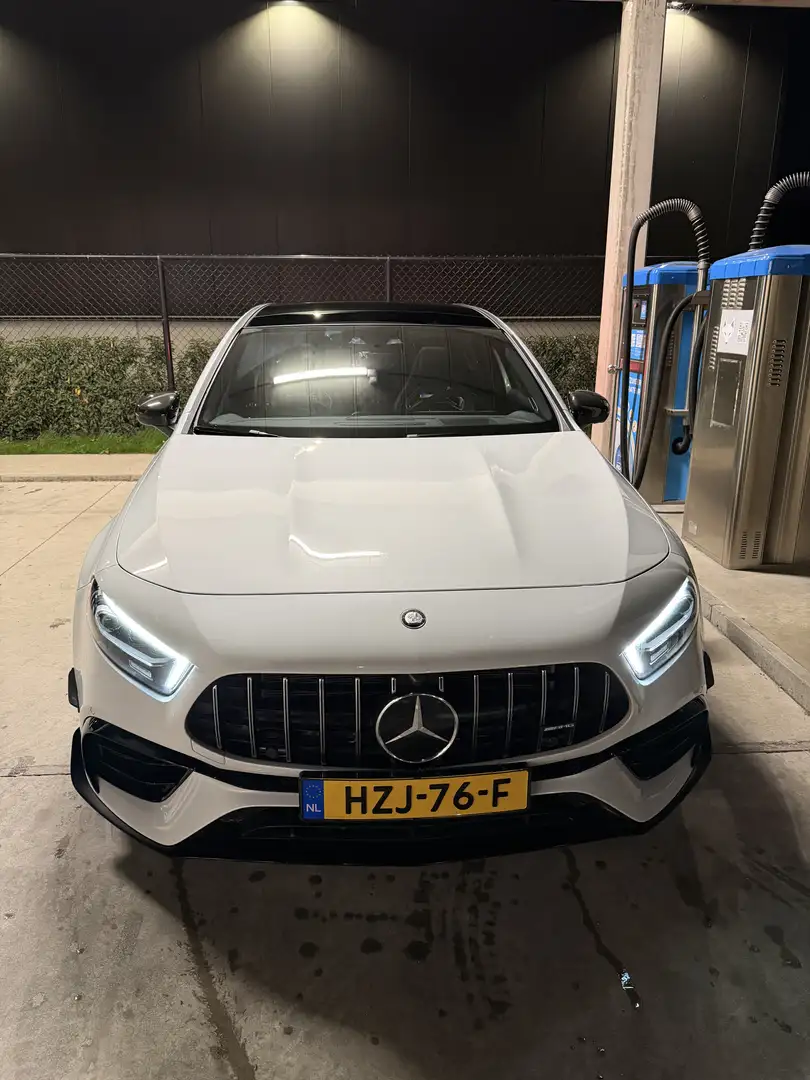Mercedes-Benz A 45 AMG S 4MATIC+ Bílá - 2