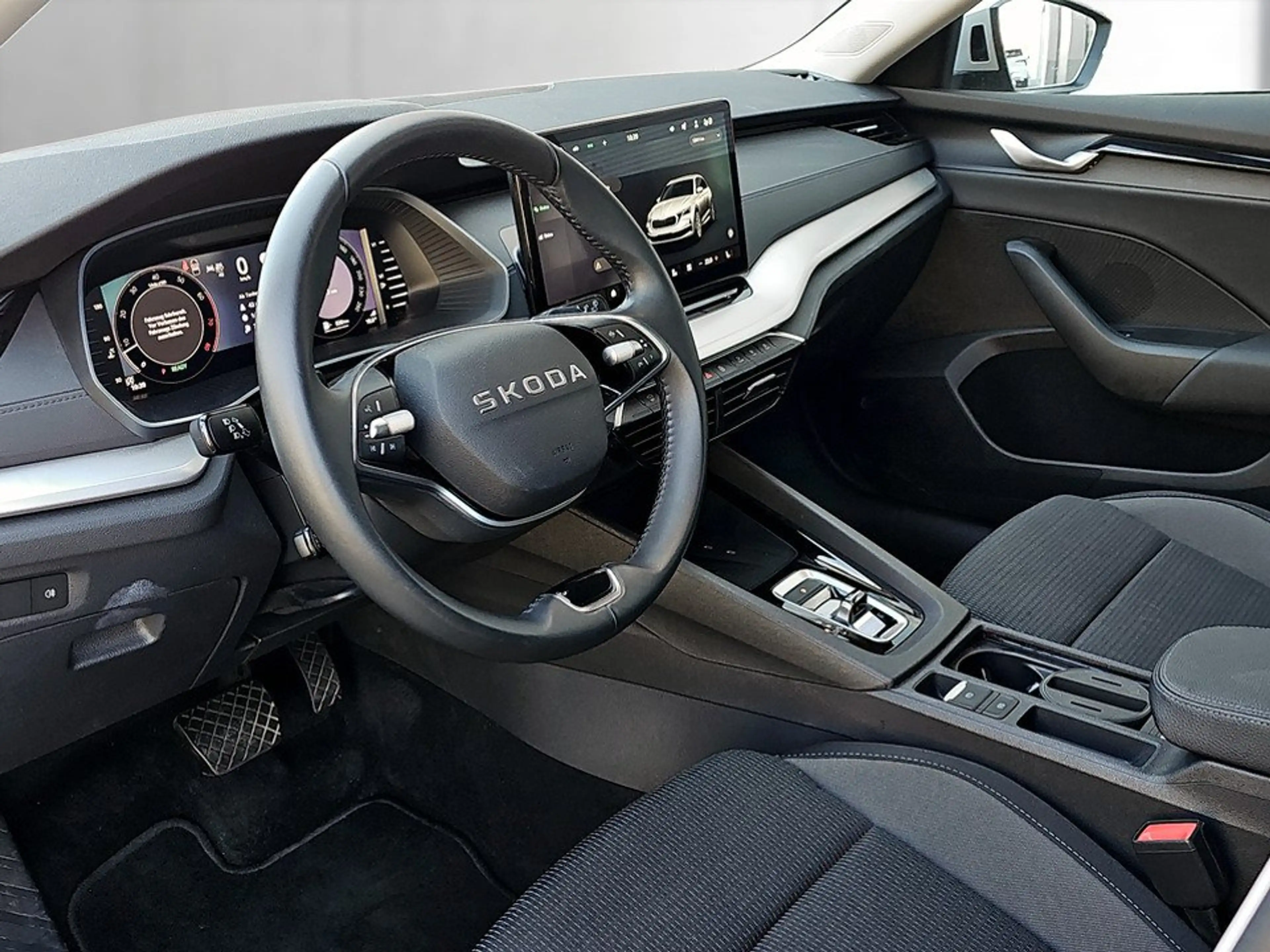 Skoda Octavia Combi 1.5 TSI Selection AHK+LED+NAVI+RFK — photo 12