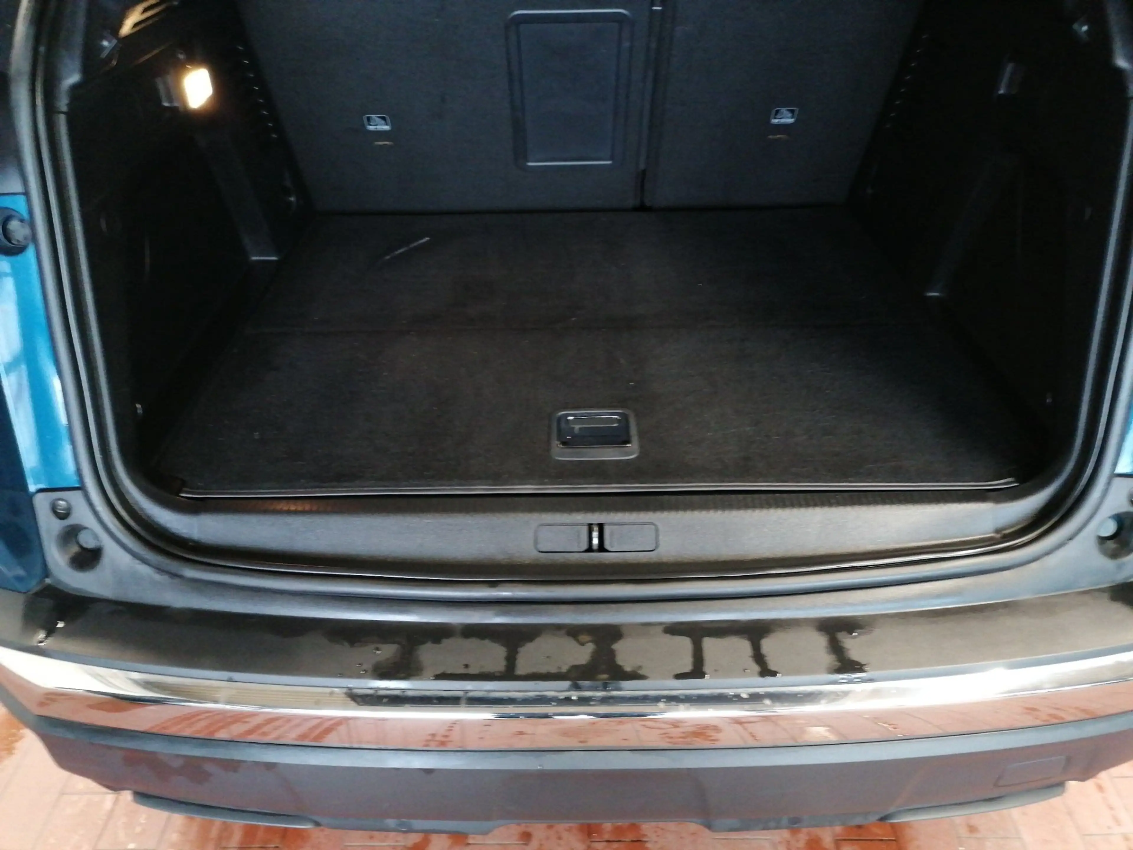 Peugeot Others 3008 Hybrid 225 (Plug-In) e-EAT8 Allure Pack ACC — photo 12