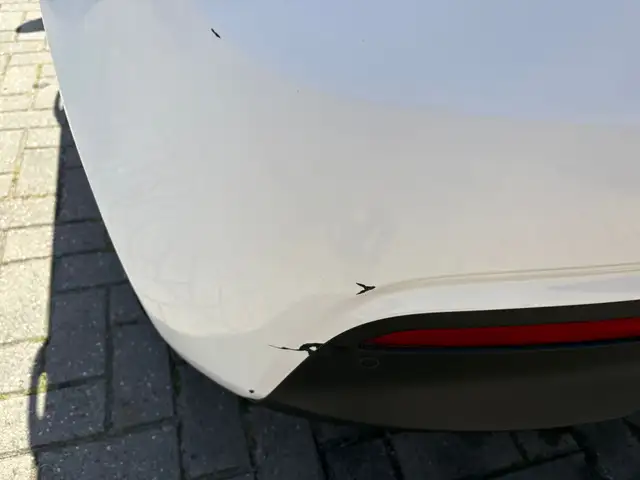 Kia Rio view 12