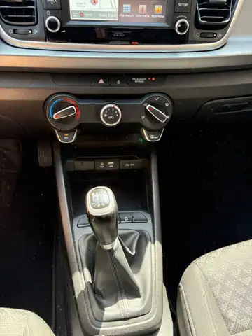 Kia Rio view 21