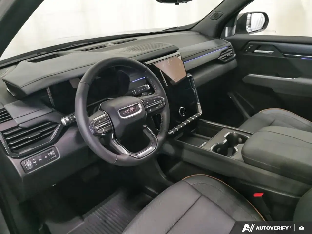 GMC Acadia снимка GMC Acadia