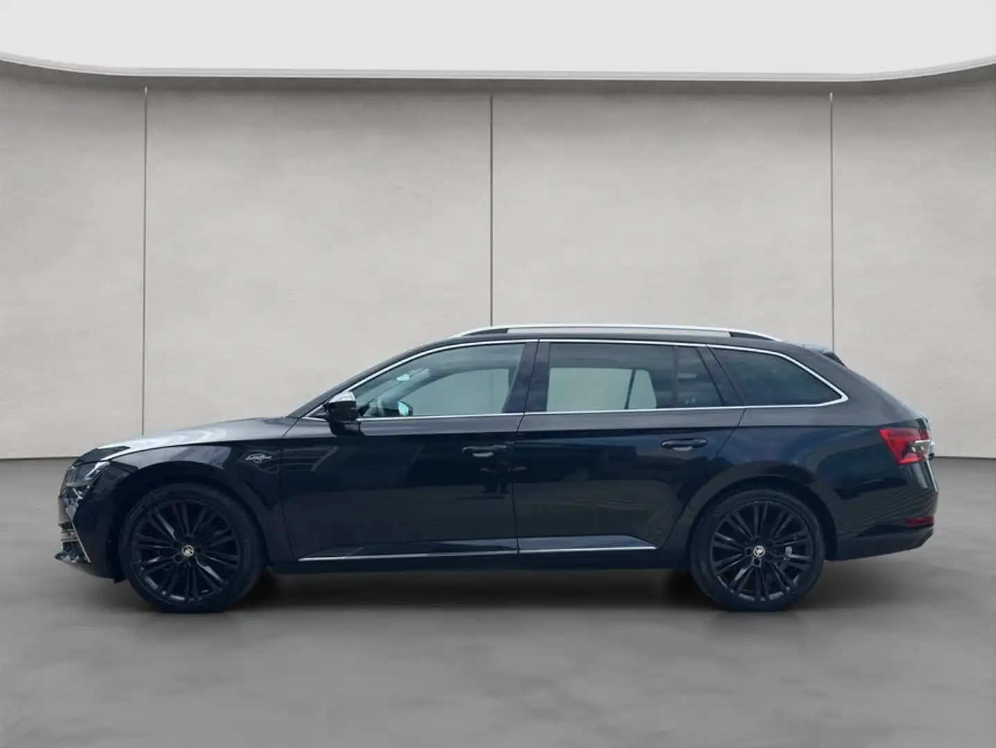 Skoda Superb Combi 1.4 TSI iV DSG L&K LEDER AHK NAVI S Negro - 2