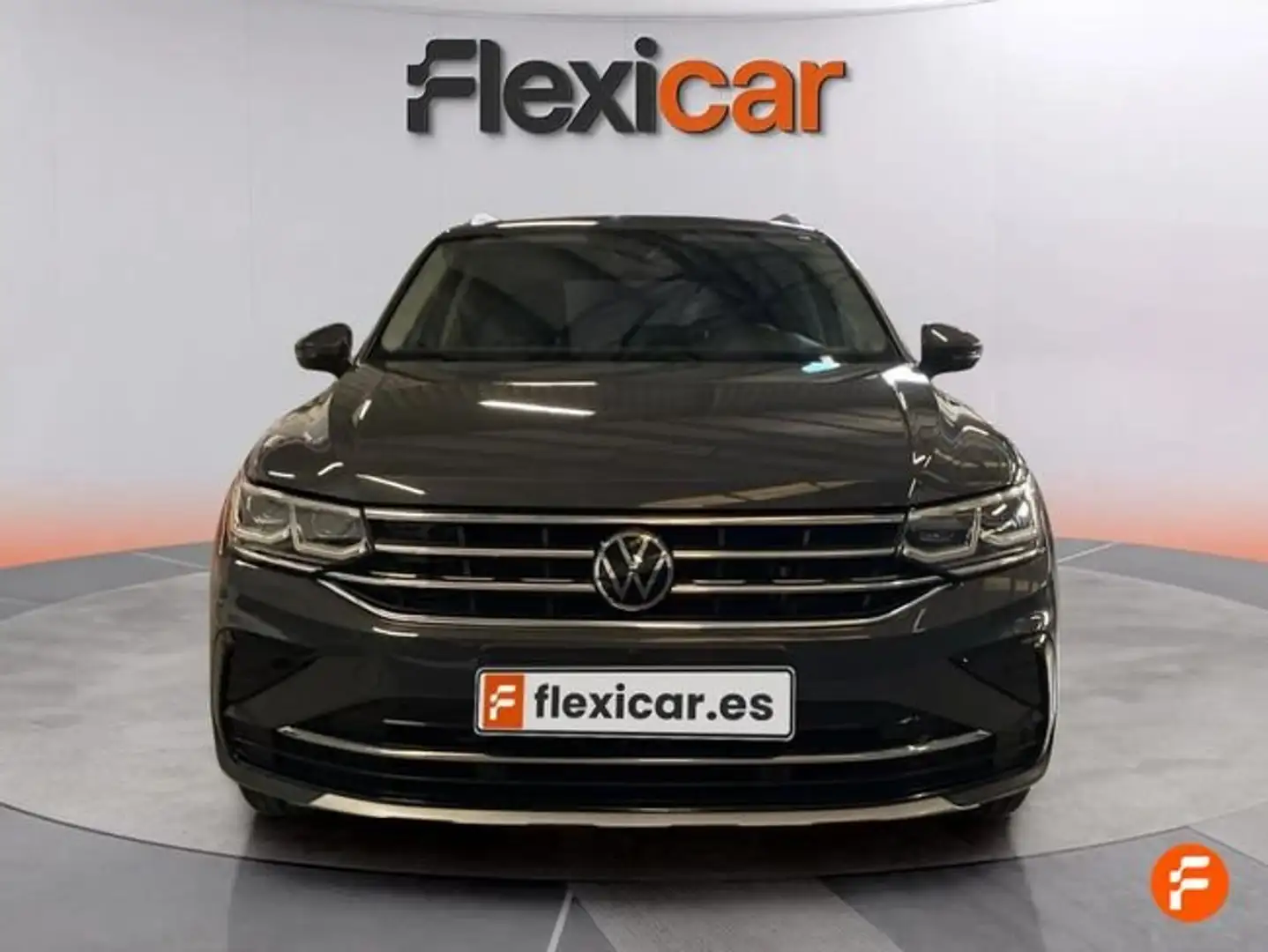 Volkswagen Tiguan 2.0 TSI R-Line 4Motion DSG 140kW Gris - 2
