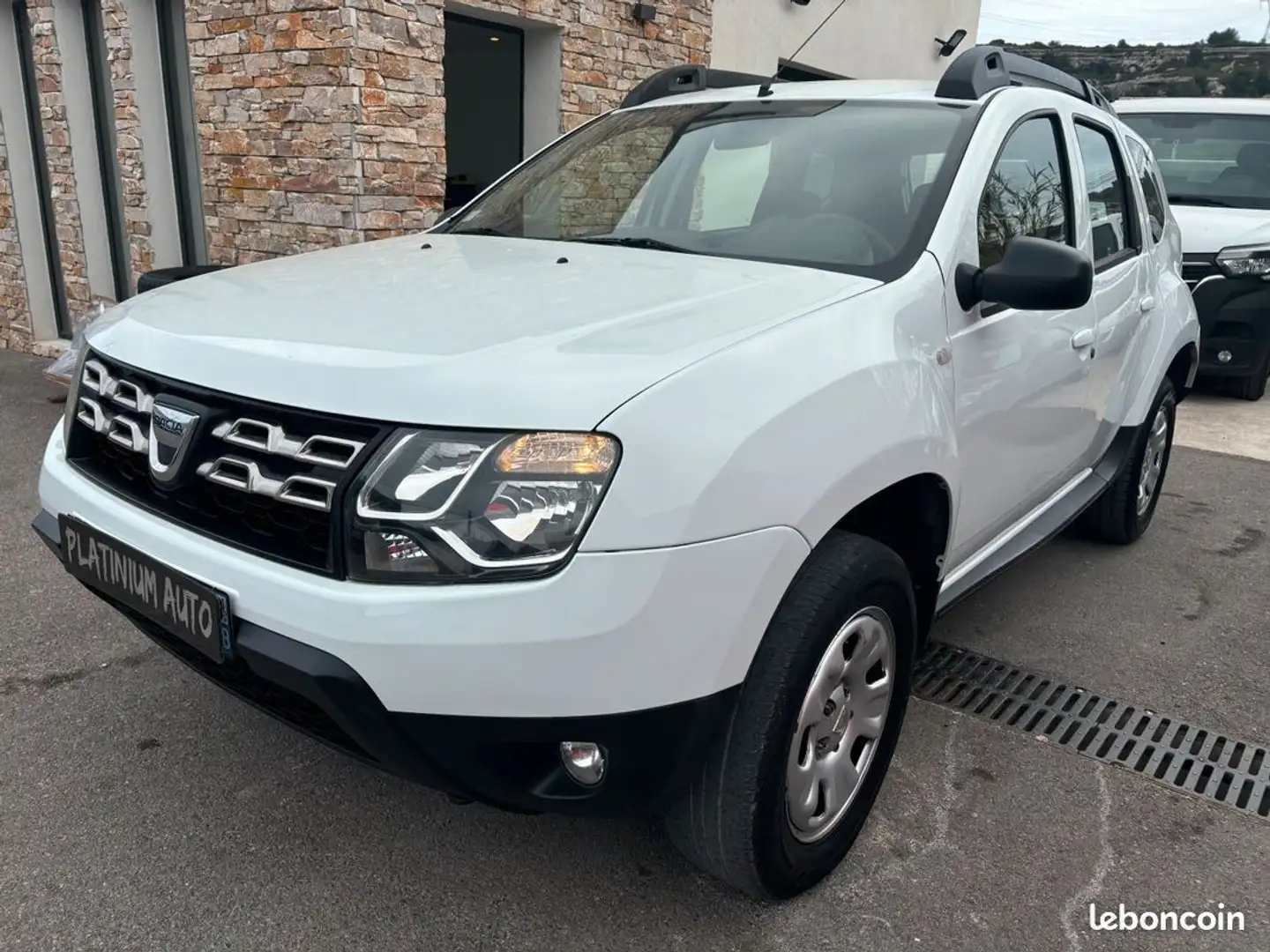 Dacia Duster (2) 1.5 DCI 90 Laureate 4X2 Gtie 6M Blanc - 1
