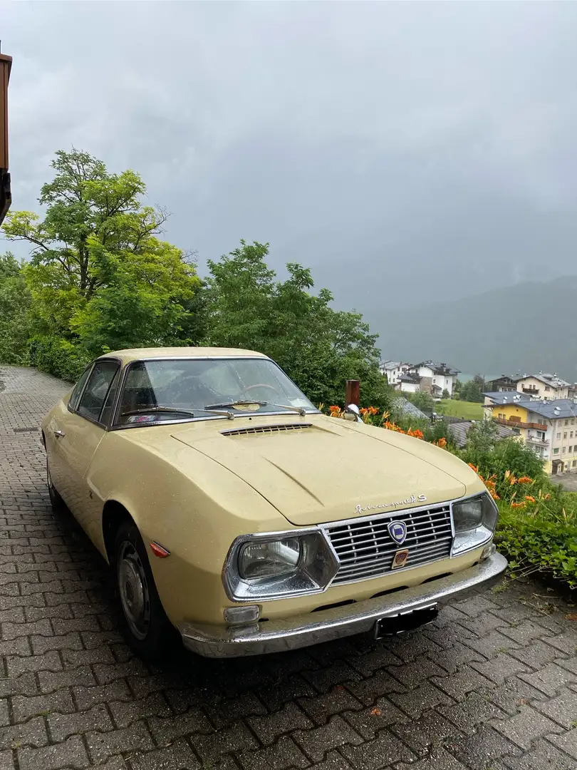 Lancia Fulvia Beige - 2