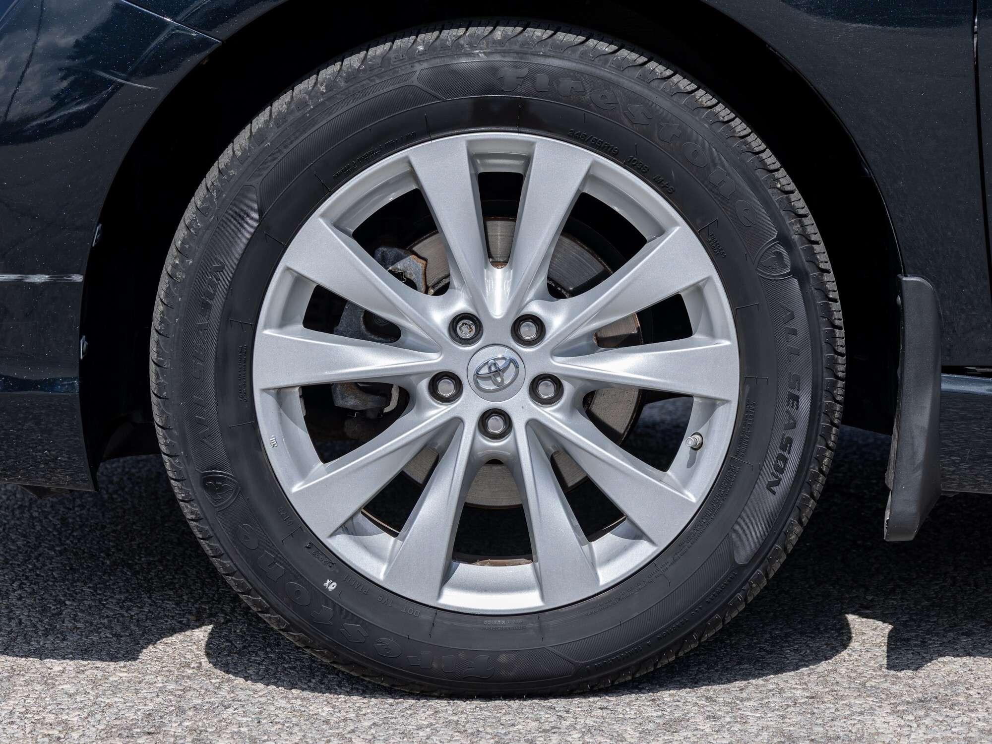 2015 Toyota Venza Dual Roof | Heated Seats | Nav | Backup Cam — снимка 1