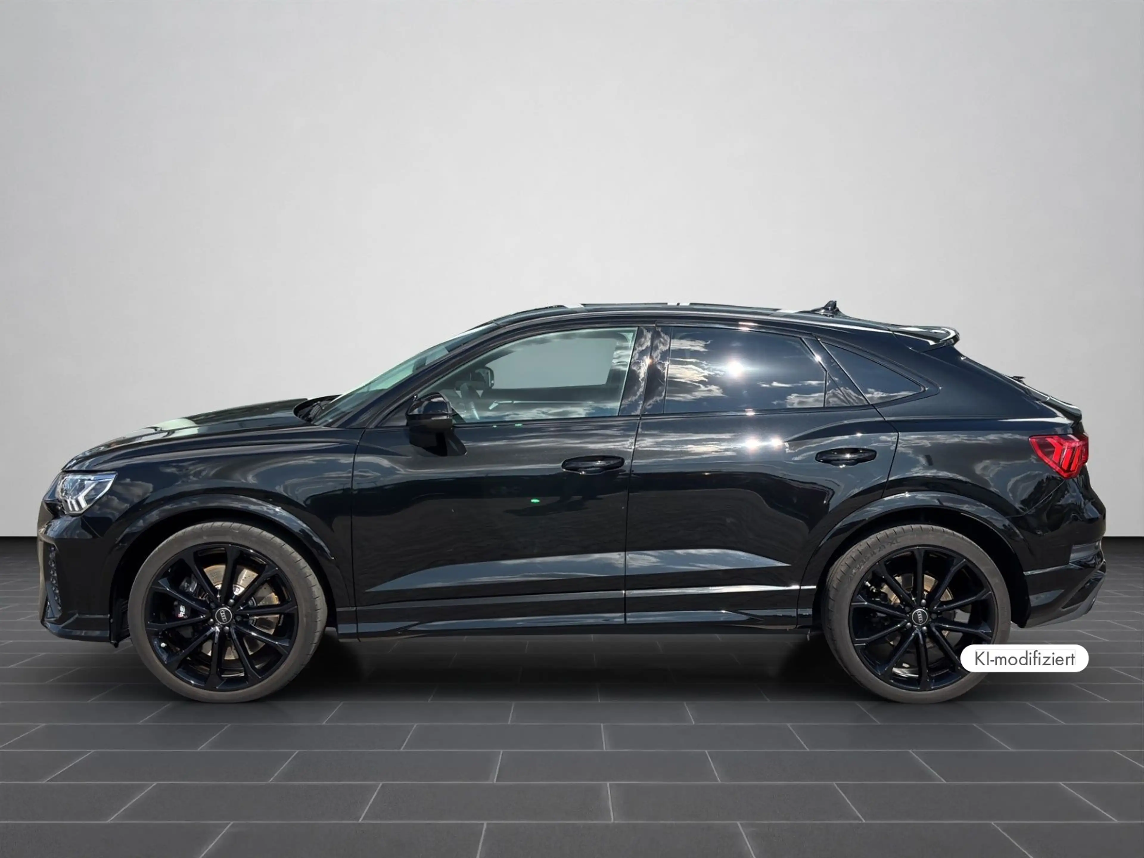 Audi RS Q3 2.5 TFSI Quattro NAVI RFK SHZ AH — photo 8
