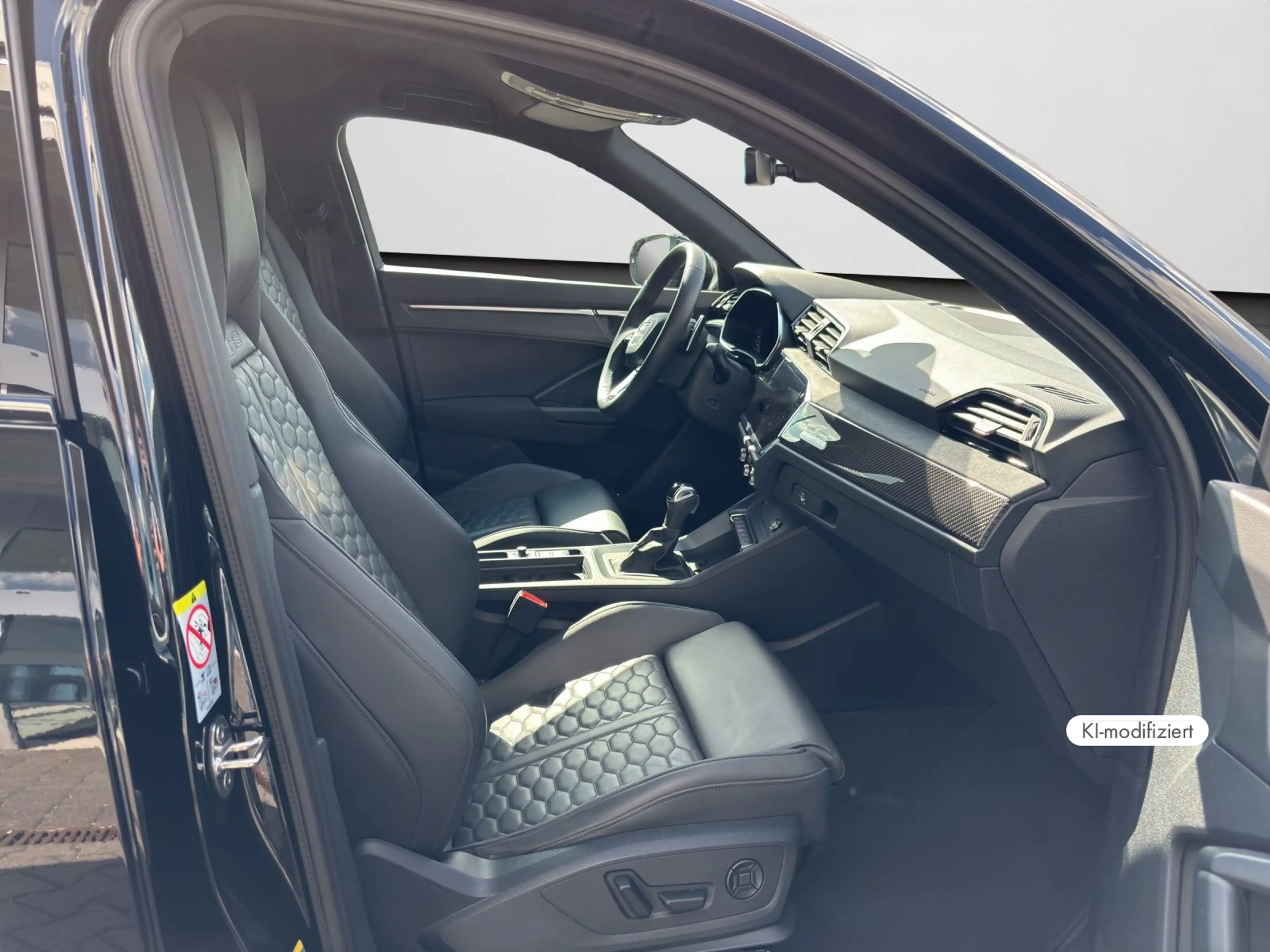 Audi RS Q3 2.5 TFSI Quattro NAVI RFK SHZ AH — photo 5