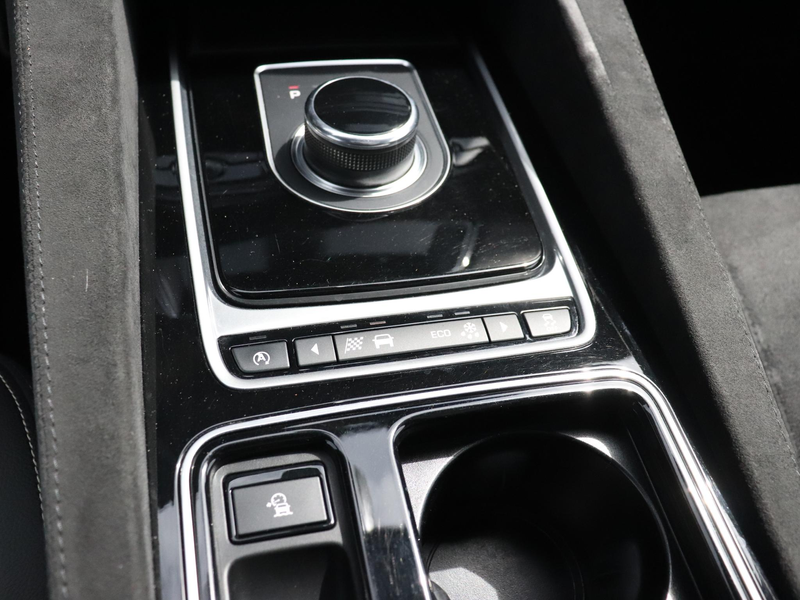 Jaguar F-Pace 3.0 S AWD 30d | MEMORY | PANO-DAK | MERIDIAN | ALC — photo 26