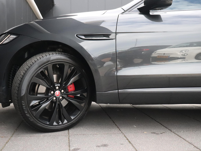 Jaguar F-Pace 3.0 S AWD 30d | MEMORY | PANO-DAK | MERIDIAN | ALC — photo 19