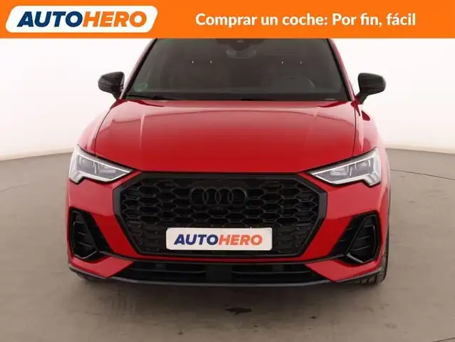 Audi Q3 view 9