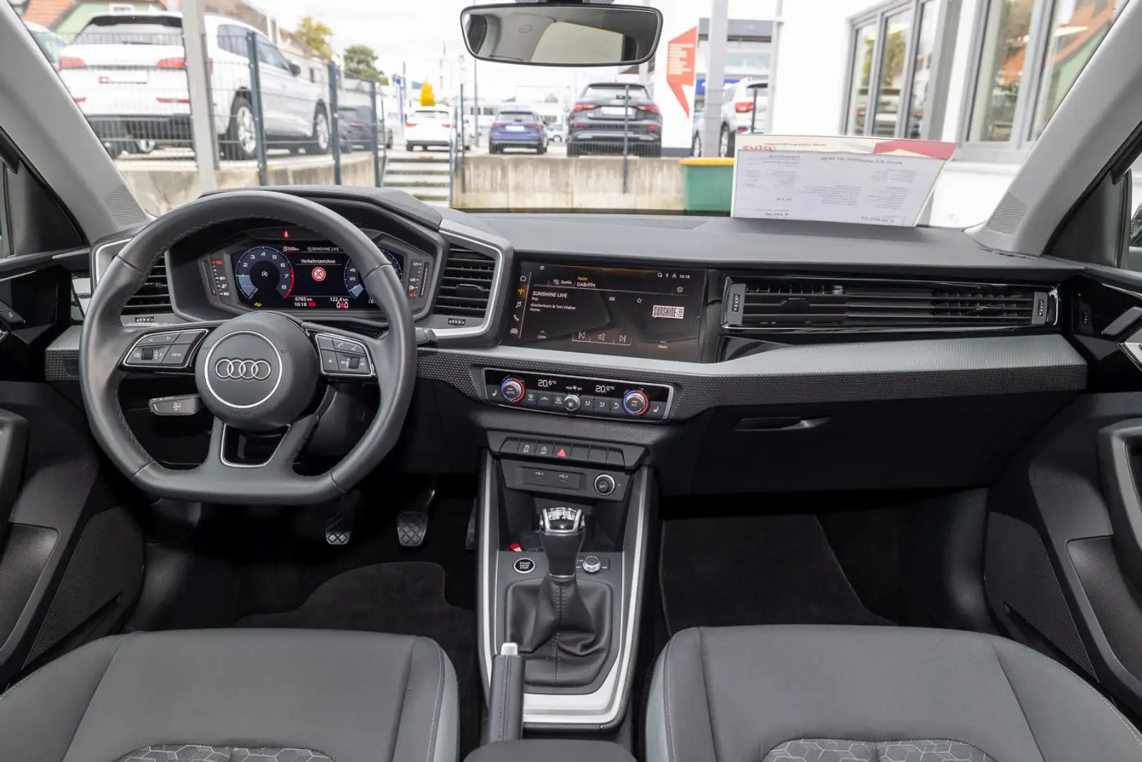 Audi A1 allstreet 30 TFSI (LED,SHZ,Spo Si, ASI,EPH) Noir - 2