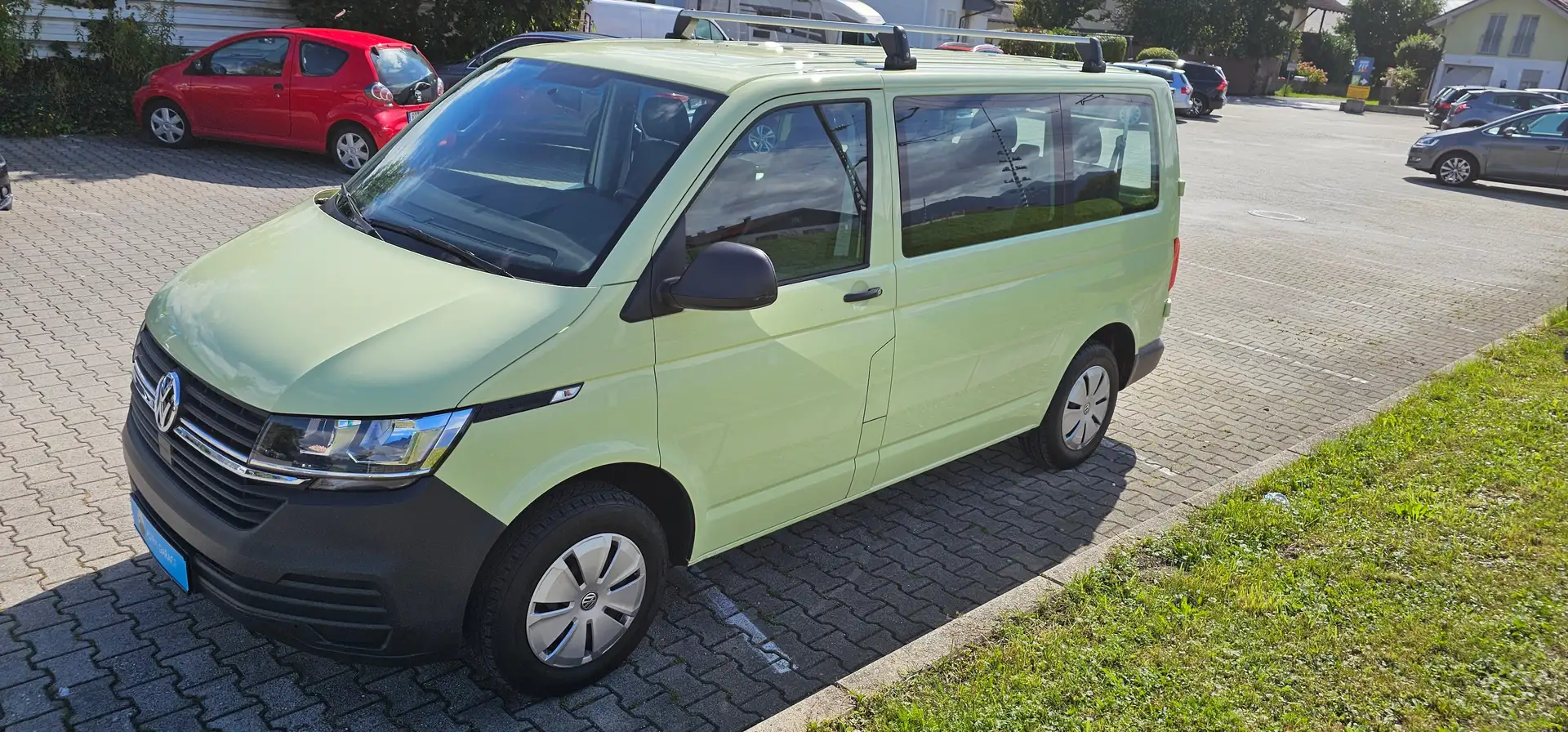 Volkswagen T6 Transporter T6.1*2.0*TDI*Kombi*9-Sitze*Klima*DAB*Bluetooth* Grün - 2
