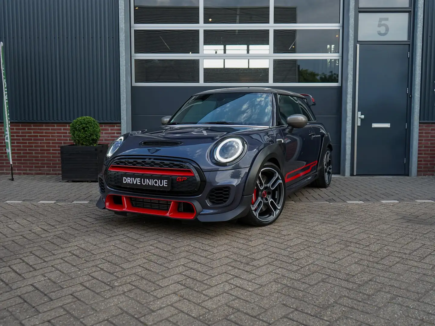 MINI John Cooper Works GP 2.0 GP Gris - 1