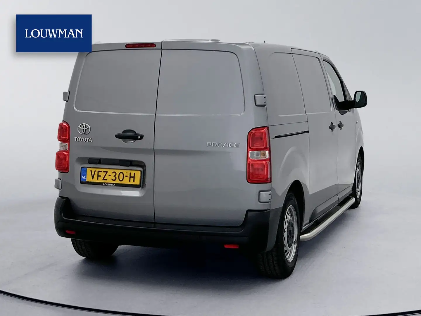 Toyota Proace Worker 1.5 D-4D Navigator Navigatie Oprijplaat Bet Szürke - 2