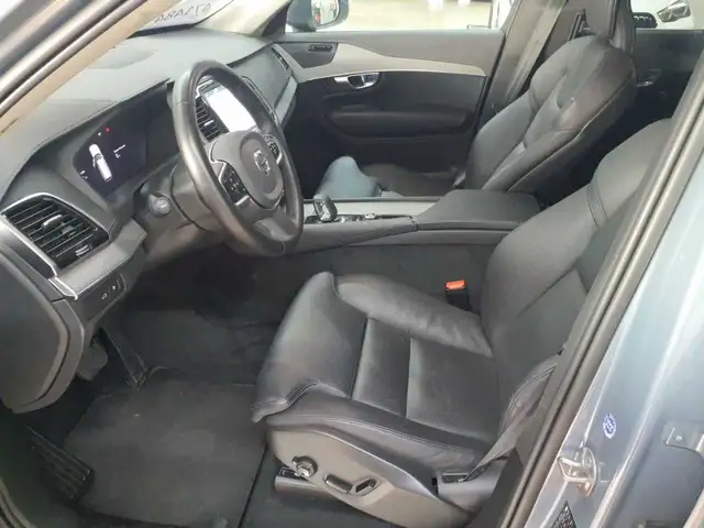 Volvo XC90 view 7