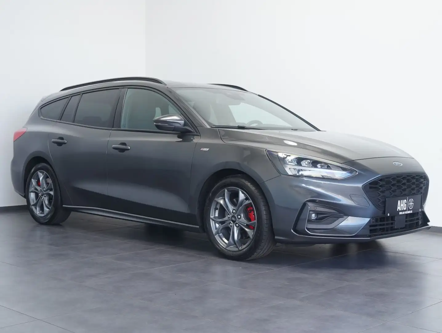 Ford Focus Turnier 2.0 EcoBlue ST-Line X Grau - 2