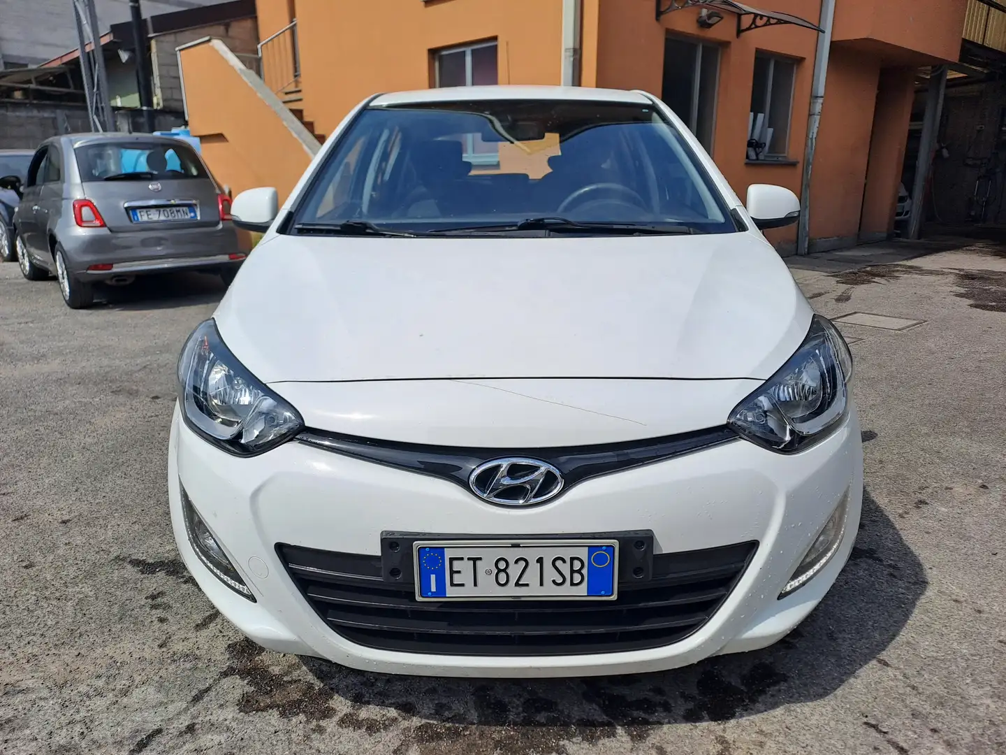 Hyundai i20 1.2 BENZINA *OK NEOPATENTATI* Wit - 2